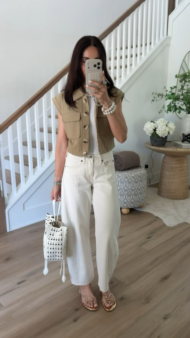 Spring outfit, neutral outfit, casual chic, beige outfit, capsule wardrobe, everyday style, minimal style, soft neutral, annabrstyle, anna monteiro

#LTKootd #LTKOver40