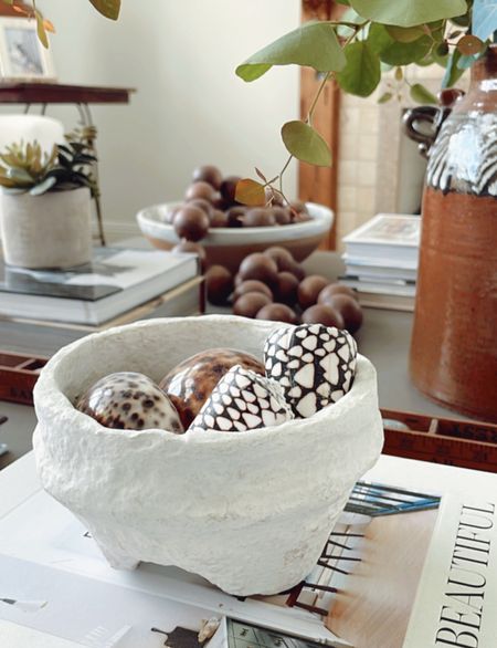 Still loving the look of a paper mache bowl! 😍

 #coffeetabledecor #decorativebowl #homedecor #livingroomdecor

#LTKhome