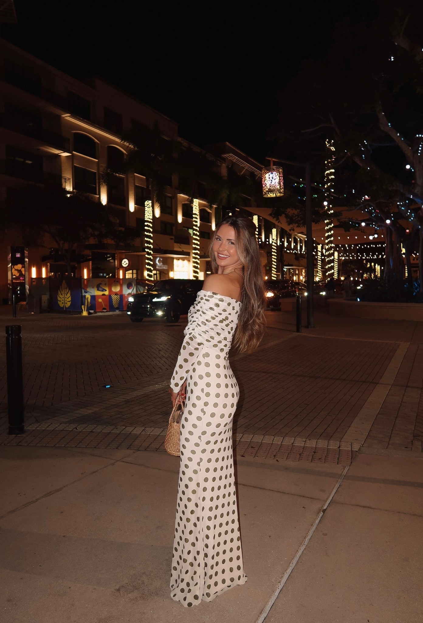 I love how lightweight and simple these off the shoulder silhouettes feel while still looking polished. Linking both looks 🤍


off the shoulder dress, blue maxi dress, polka dot dress, vacation dinner outfit, resort wear style, beach vacation outfit, warm weather outfits, date night dress, summer maxi dress, evening vacation look, woven handbag, straw bag, neutral heels, dressy sandals, coastal style, feminine dress, effortless outfit, girls night look

#LTKootd #LTKTravel #LTKgrwm