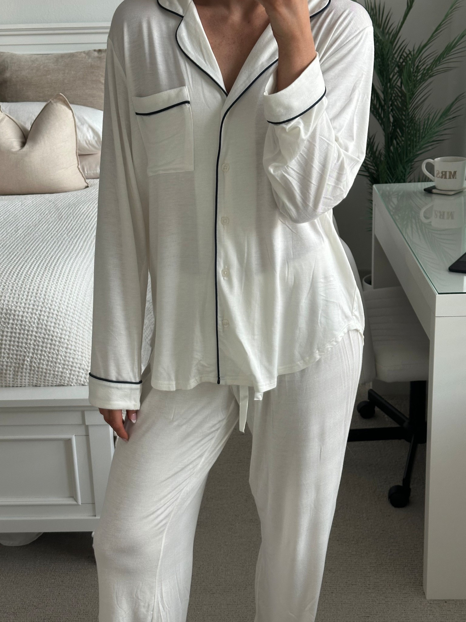 The perfect white bridal pajamas 🤍💍

Wedding | matching pajamas | pjs | bride | bride to be | bridal shower | cozy matching set

#LTKWedding #LTKmorningroutine #LTKBeauty