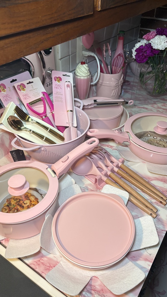 Kitchen upgrades just hit different when they’re pink 💕✨ Obsessed with my new pink pots and pans set! #homedecor #pinkkitchen #kitchen #pink

#LTKvlog #LTKHome #LTKOver40