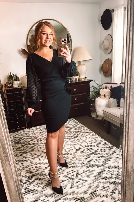Amazon little black dress ! Sheer sleeves and ribbed bodycon style with a tie! Wearing a medium ! Only $26



#LTKwedding #LTKunder50 #LTKSale
