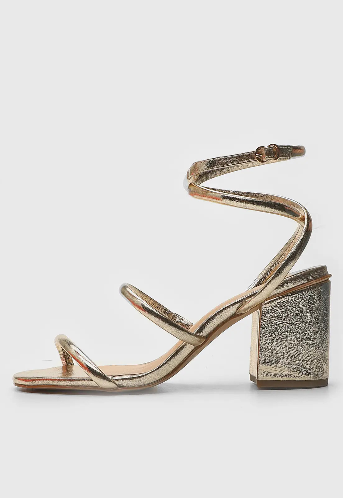 Sandália Luiza Barcelos Metalizada Dourada | Dafiti (BR)