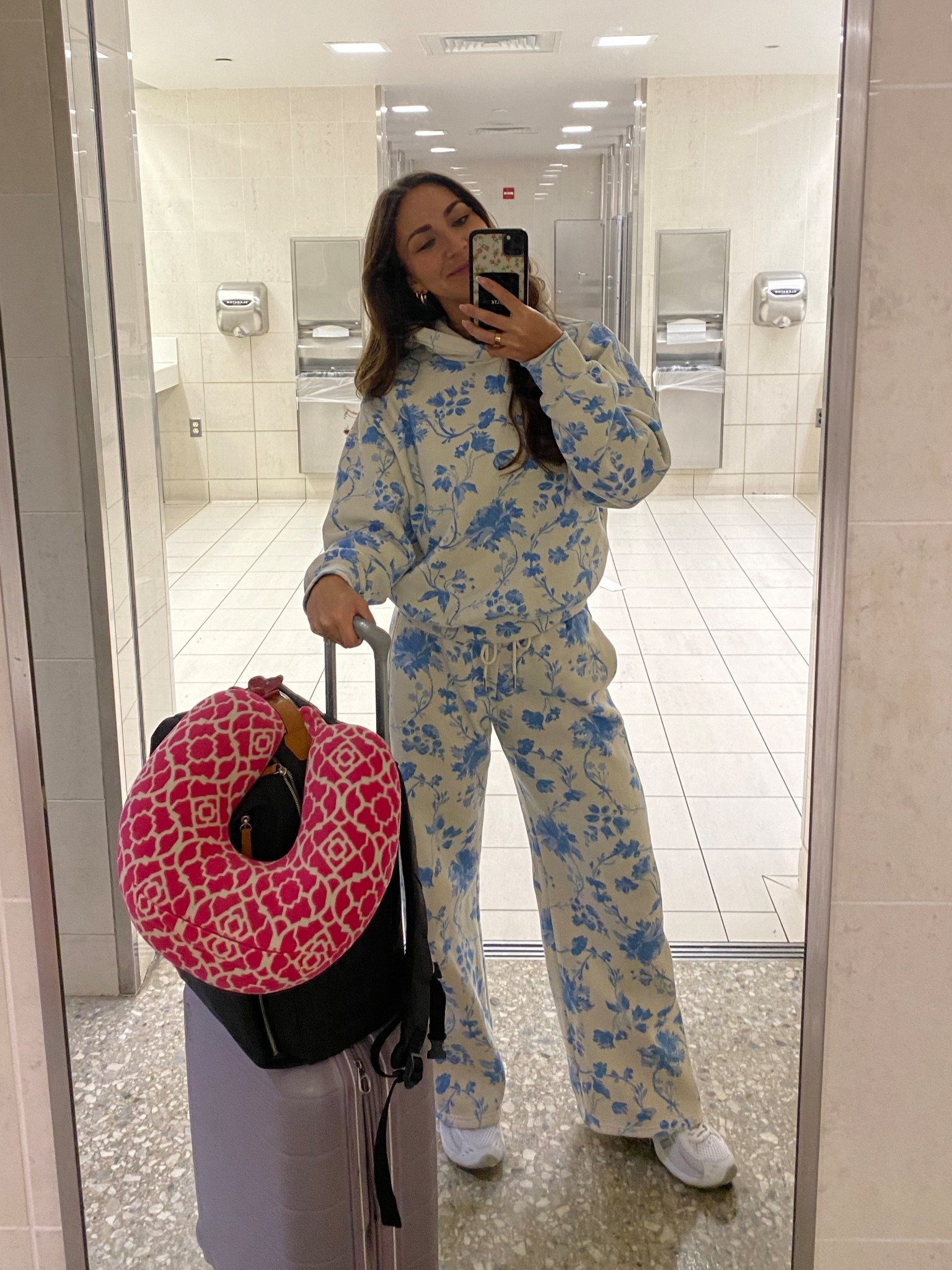 The only travel outfit/sweat set you’ll need!!! 

#LTKActive #LTKTravel #LTKStyleTip