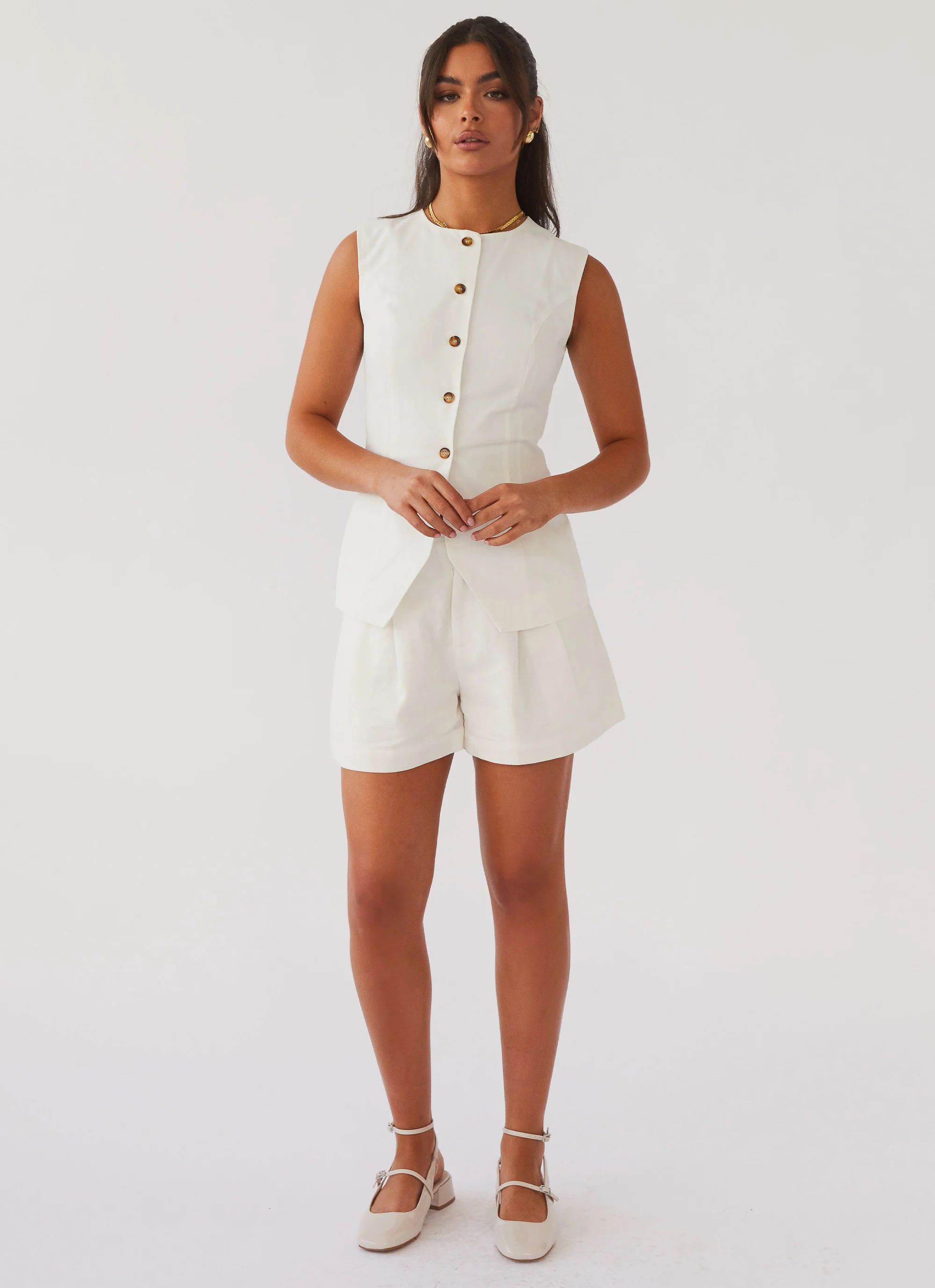 Born For Bordeaux Linen Shorts - White | Peppermayo (Global)