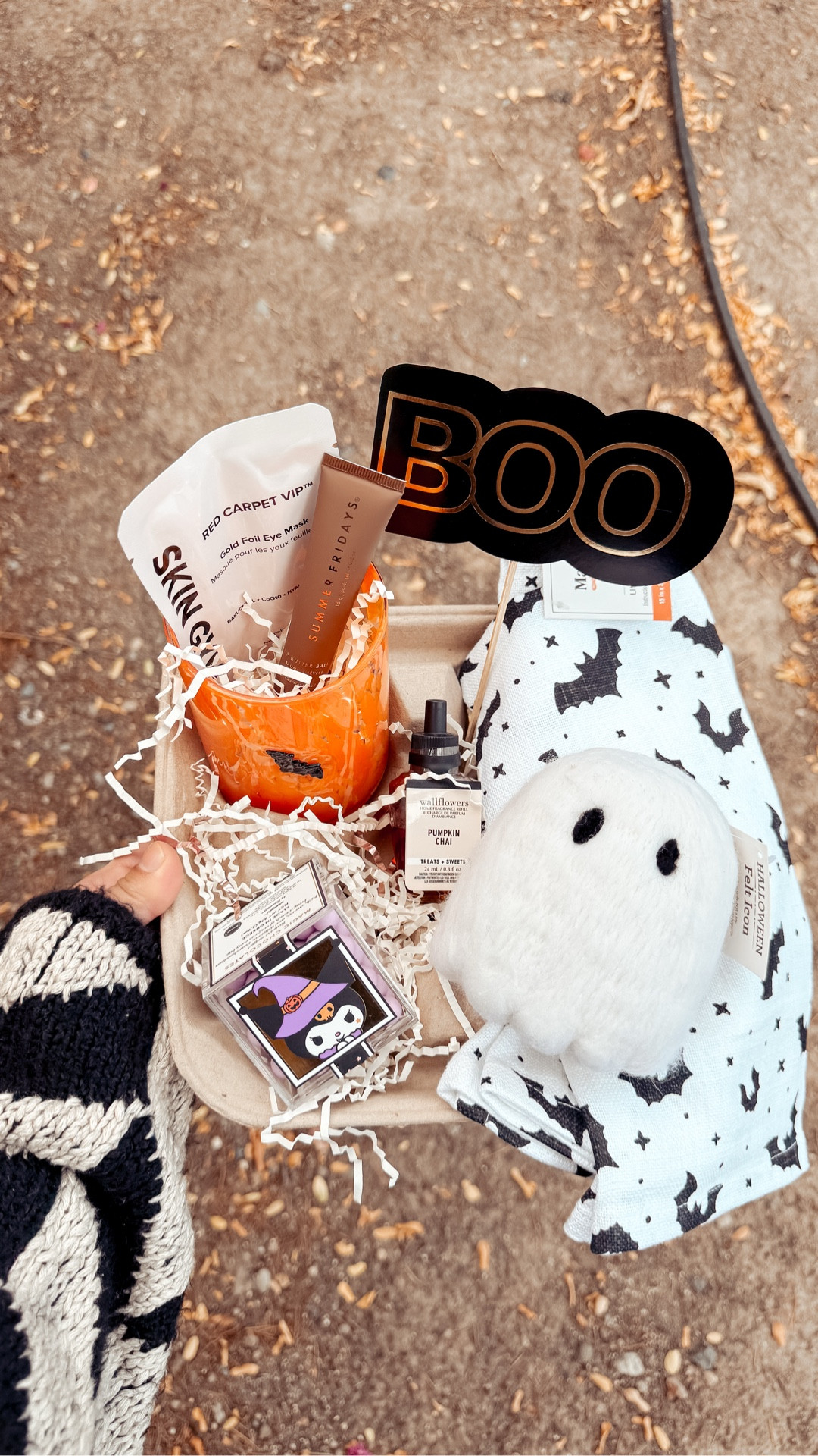 { bestie boo basket ❥

• Way To Celebrate Halloween Bats Charm Glass 
• Makery Bat Print Tea Towel
• Skin Gym Gold Foil Eye Mask 
• Summer Fridays Hot Cocoa Lip Butter Balm 
• Sugarfina Kuromi Chocolates 
• Bath & Body Works Pumpkin Chai Wallflower 

Boo Basket For Her . Cutesy Boo Basket Ideas . Summer Fridays Holiday Trio . Walmart Halloween } 

#LTKSeasonal #LTKHalloween #LTKFindsUnder50