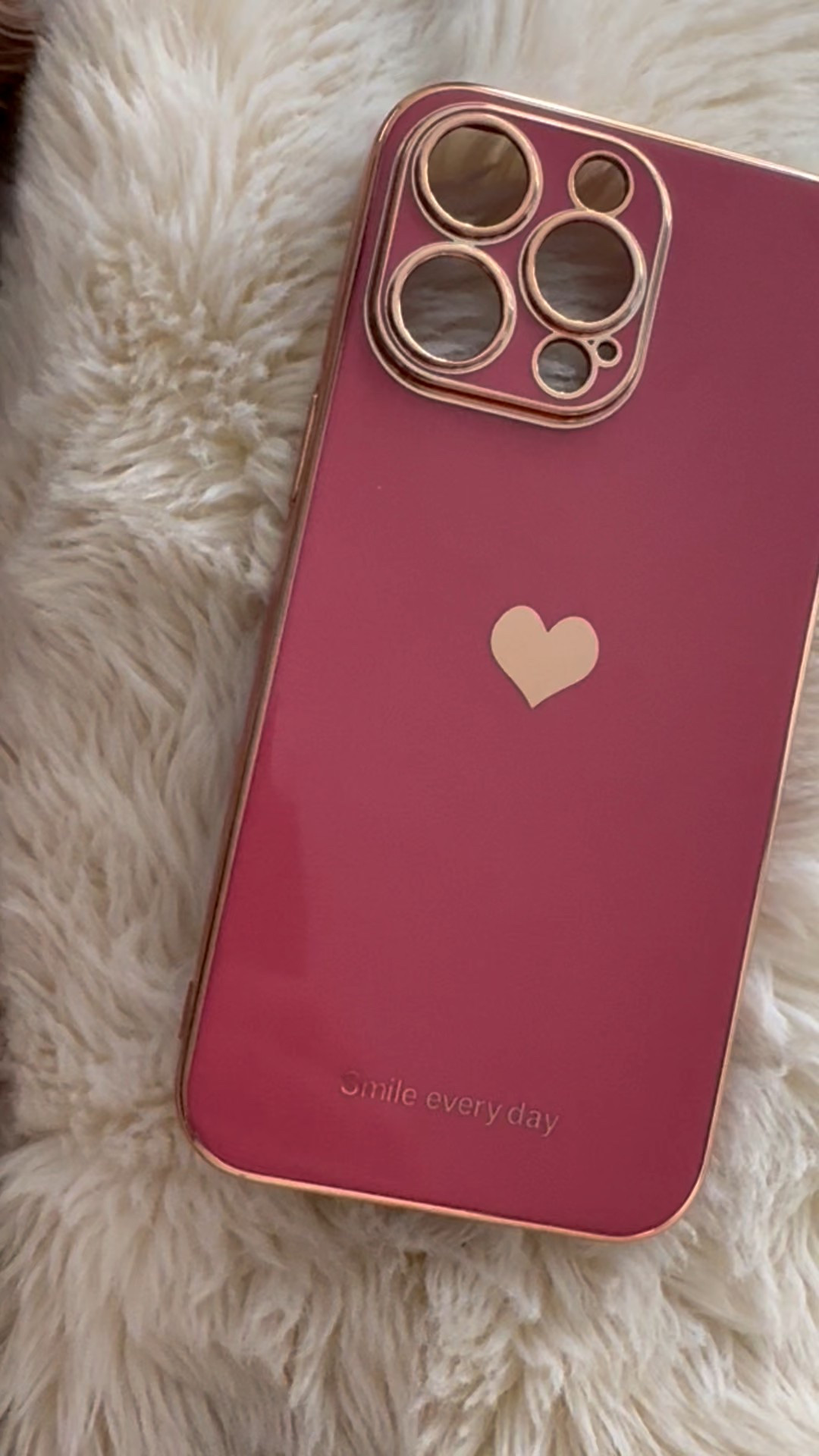 Love the "Smile Every Day" reminder on my new phone case! 

#LTKStyleTip #LTKFindsUnder50