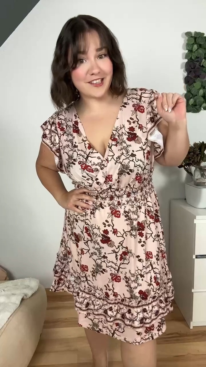 Ich trage hier Größe 44/46

#LTKdeutschland #LTKplussize #LTKcurves