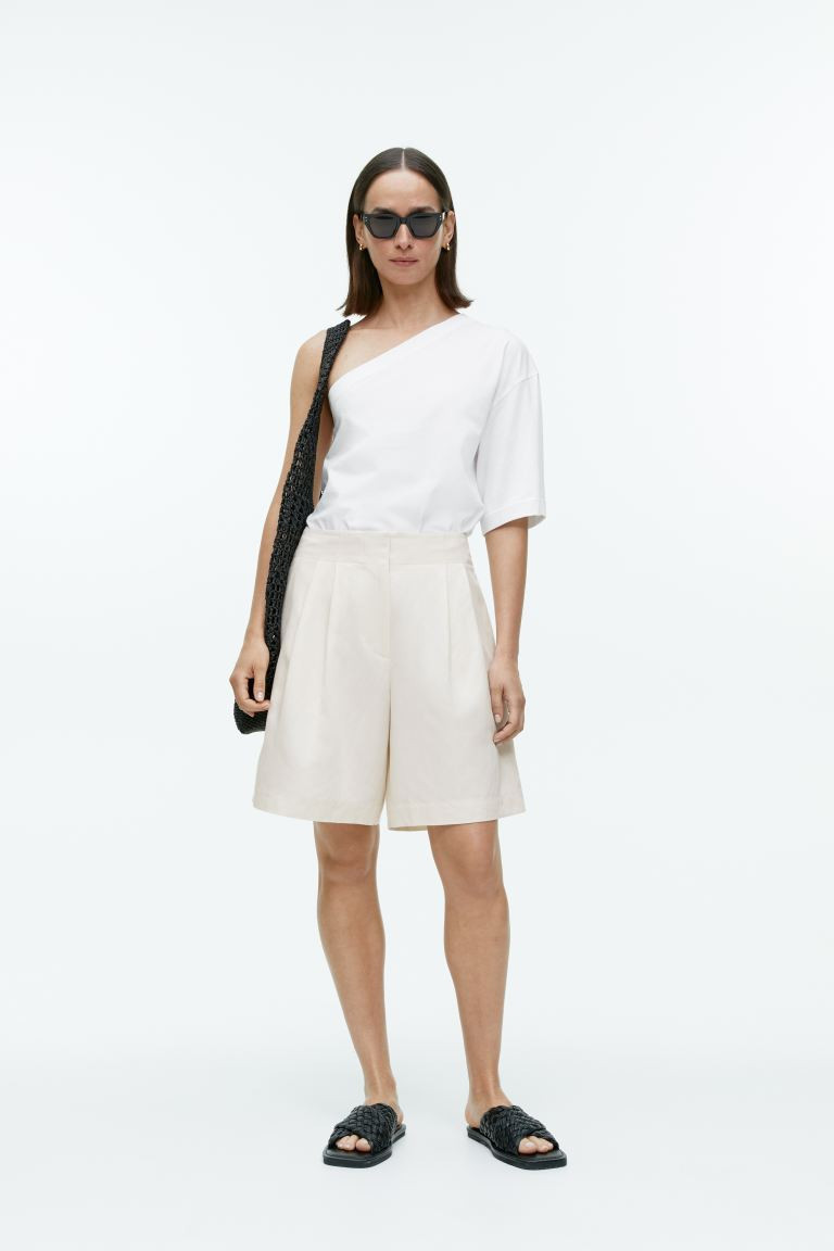 Oversized Linen Blend Shorts | H&M (UK, MY, IN, SG, PH, TW, HK)