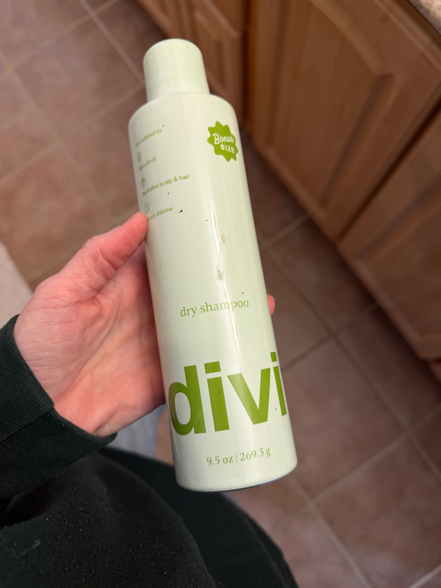 hello Divi dry shampoo- no white powder roots, no tackiness, no greasy hair- ive been using this for over a year & still love it! 

This oil-absorbing, scalp-friendly formula refreshes hair and boosts volume in seconds.

B e s t  S e l l i n g  b u n d l e s listed.
Use code Nickibthomas to save 20% on everything Divi ◡̈ 

#LTKselfcare #LTKActive #LTKmorningroutine