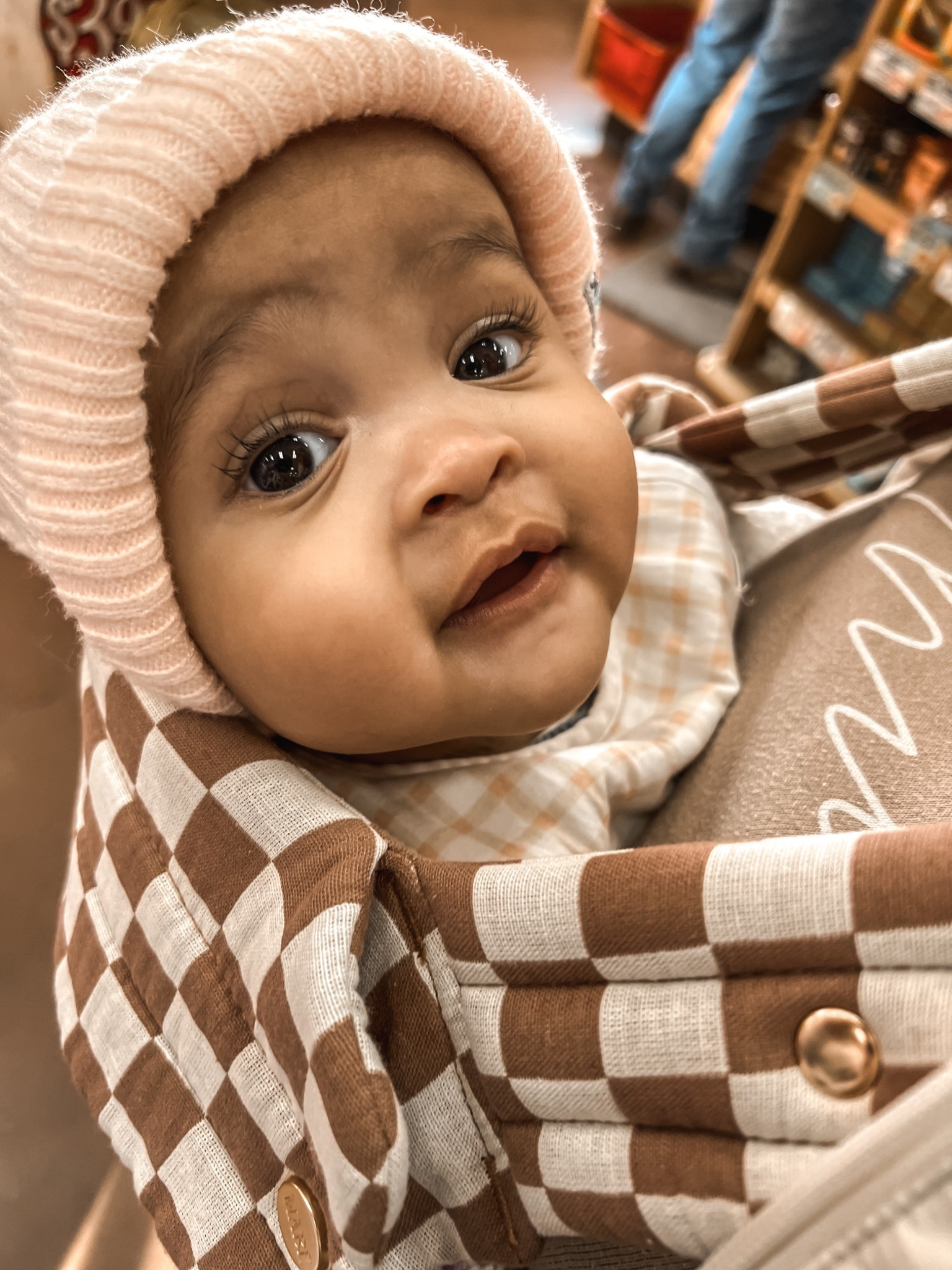 Hayden loves her Mabe carrier — and so does mama! I can’t speak enough good things about this carrier: it’s comfy for both mama & baby, easy to slip on & adjust, the material is durable & breathable, & let’s not forget the cutest pattern!

Baby Carrier | Baby Essentials

#LTKBaby #LTKTravel #LTKmomlife