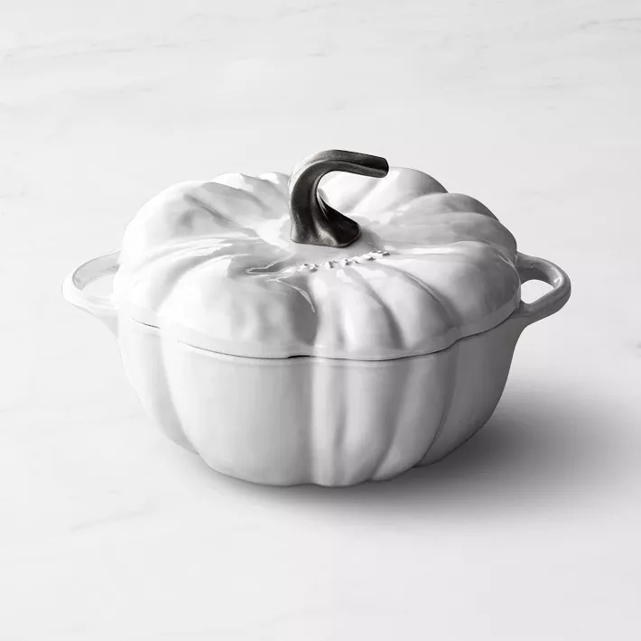 The Pioneer Woman 3.5-Quart Enamel-on-Cast Iron Pumpkin Dutch Oven, Or –  LittleLuxeOfLife