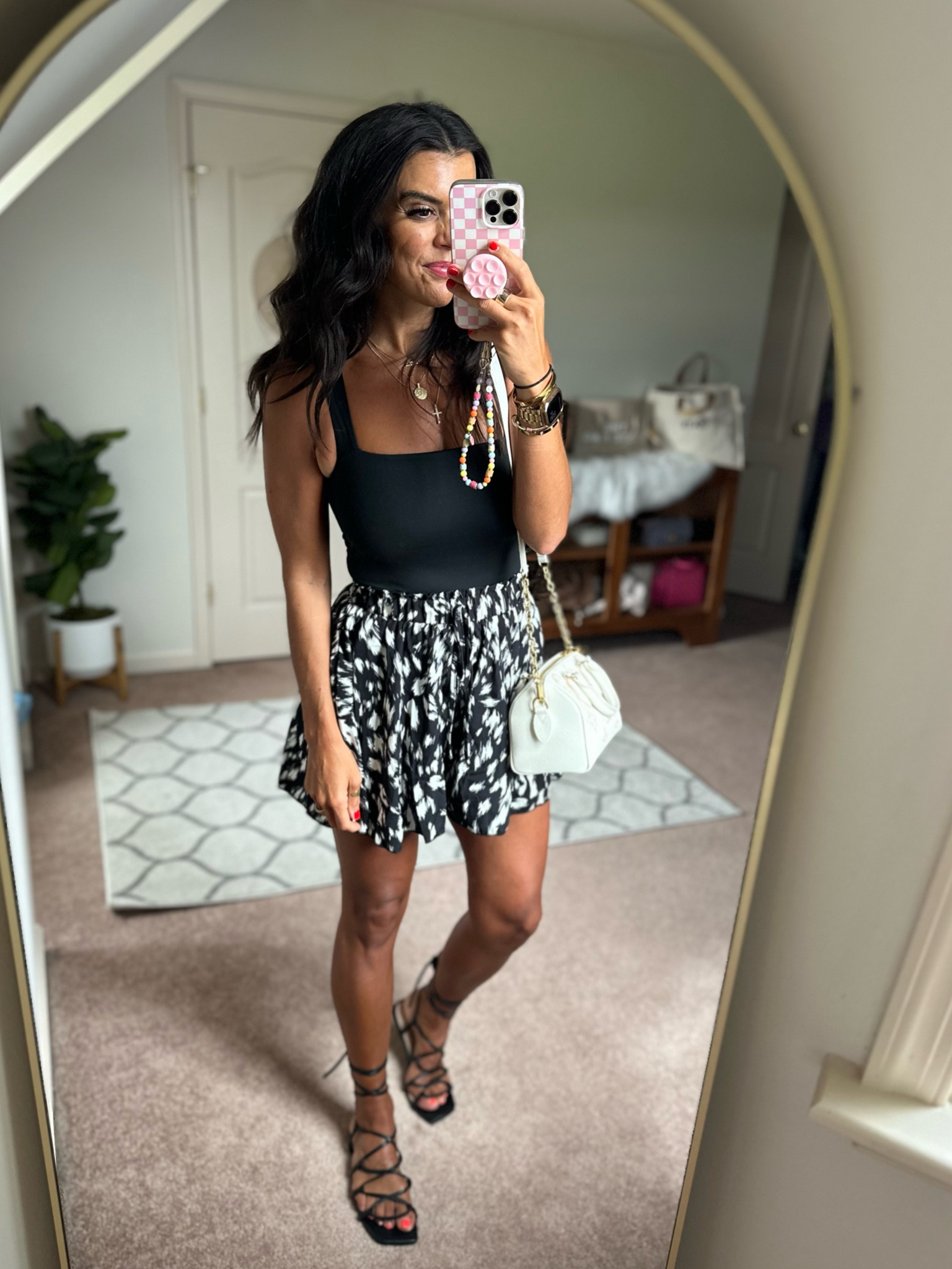 Tonight’s dinner ootd
Size small in bodysuit 
Sized up to a medium in shorts 

#LTKStyleTip #LTKFindsUnder100 #LTKSeasonal