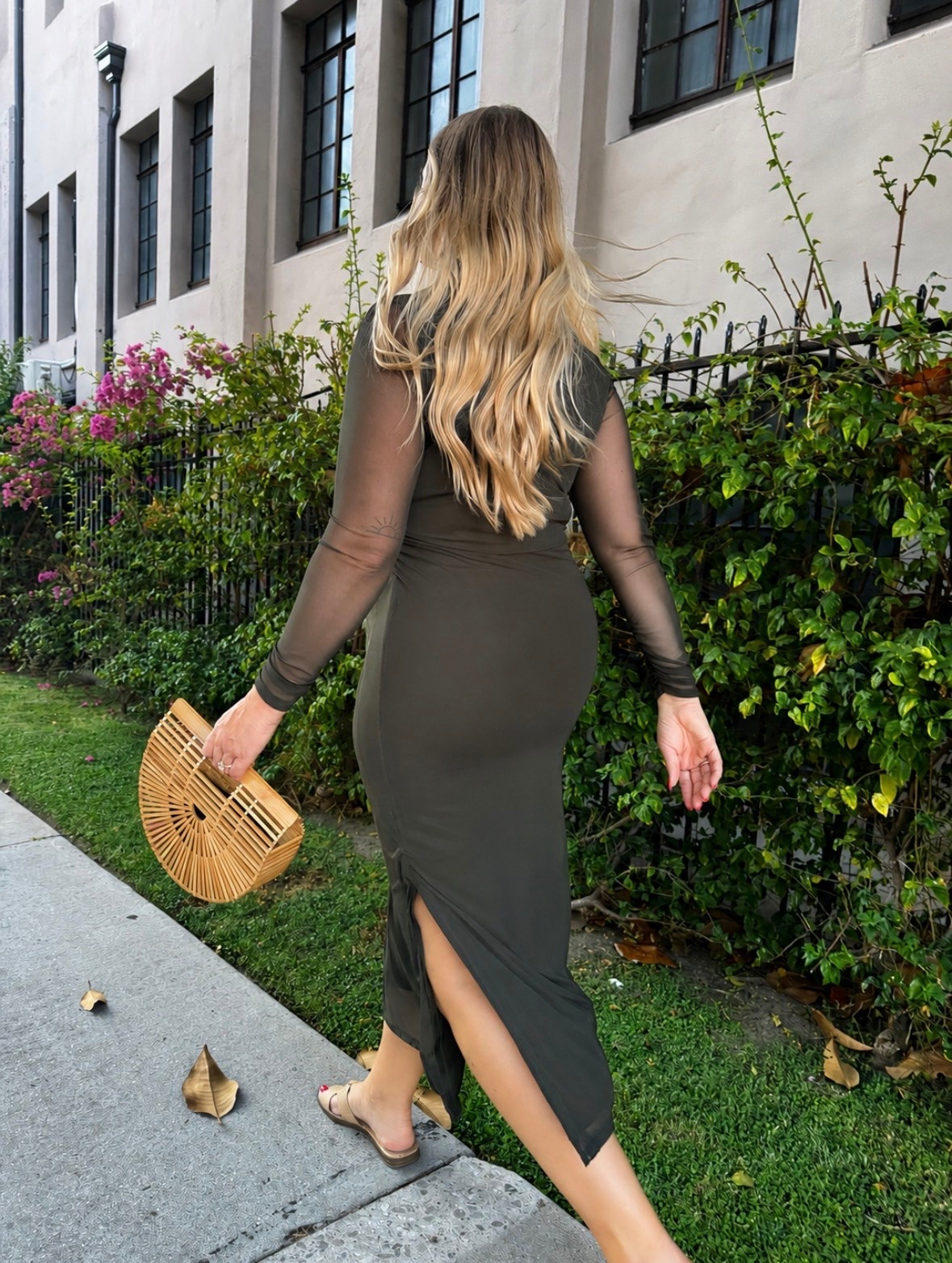 The perfect dress for the curvy ladies AKA me 🙋🏼‍♀️

I’m wearing a size XL. I am 5’11” and hovering around 200lbs

#LTKxMadewell #LTKOver40 #LTKTall