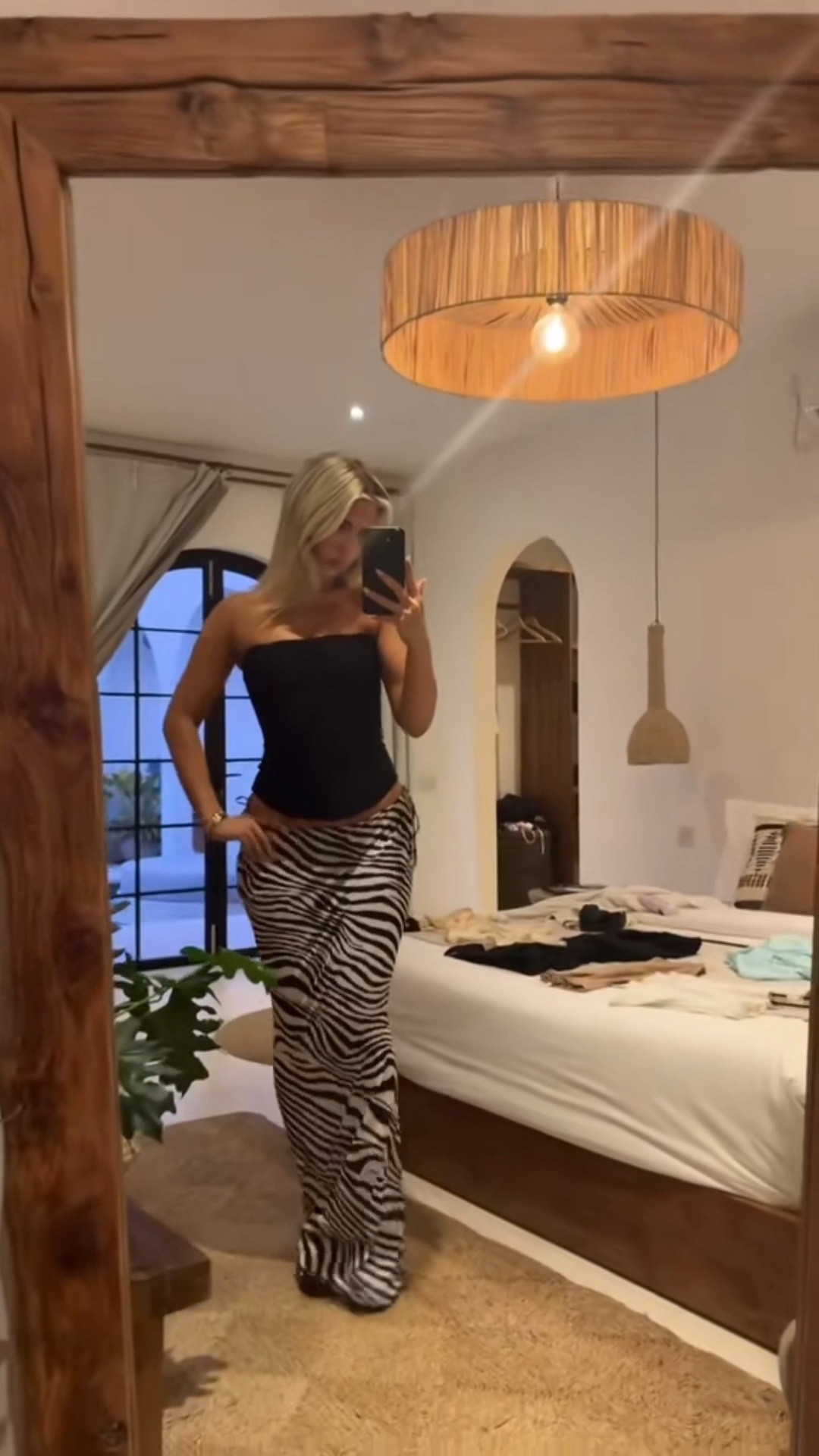 Top is LEAU in a size xs 
Skirt is white fox size 8 but I found a similar one on princess Polly tagged below x

#LTKaustralia