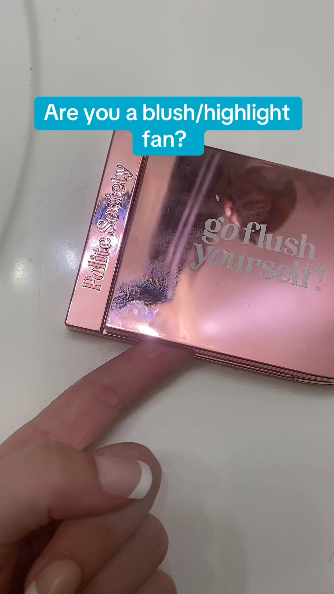 Who doesn’t love a good blush/highlight? This highlight really brings out the FALL in you! 

#LTKFindsUnder50 #LTKBeauty #LTKItBag