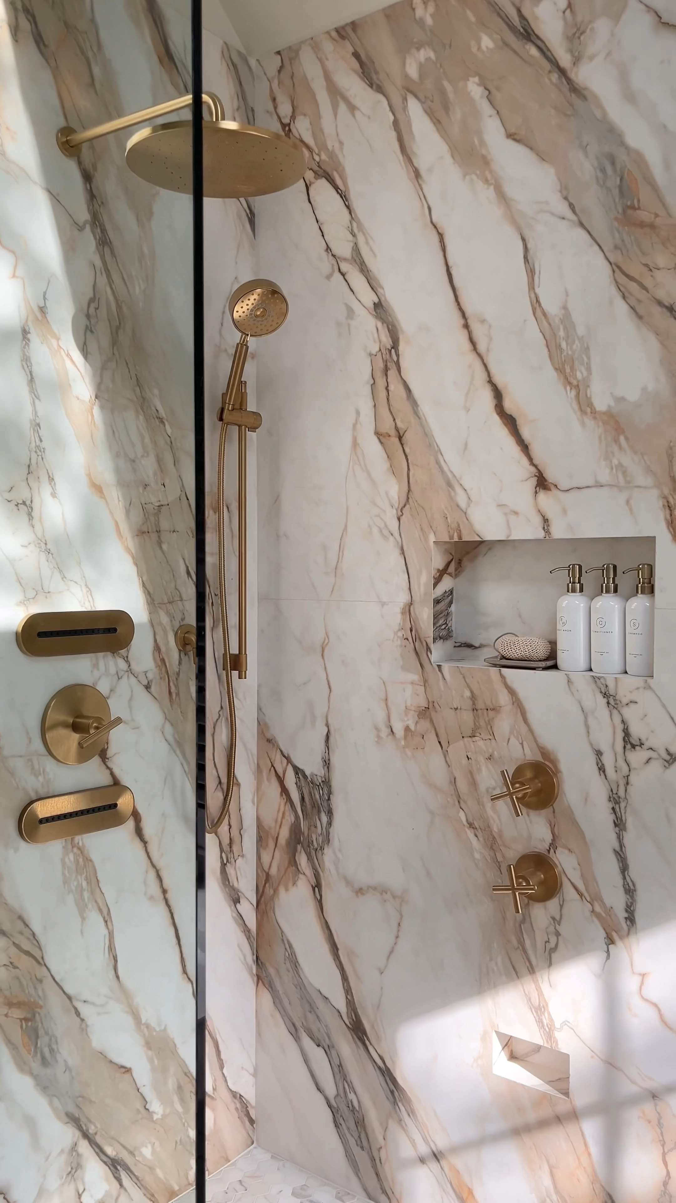 #LTKWatchNow 

#LTKHome