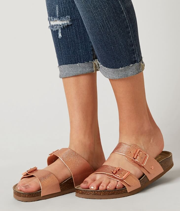 Madden Girl Brando Sandal | Buckle