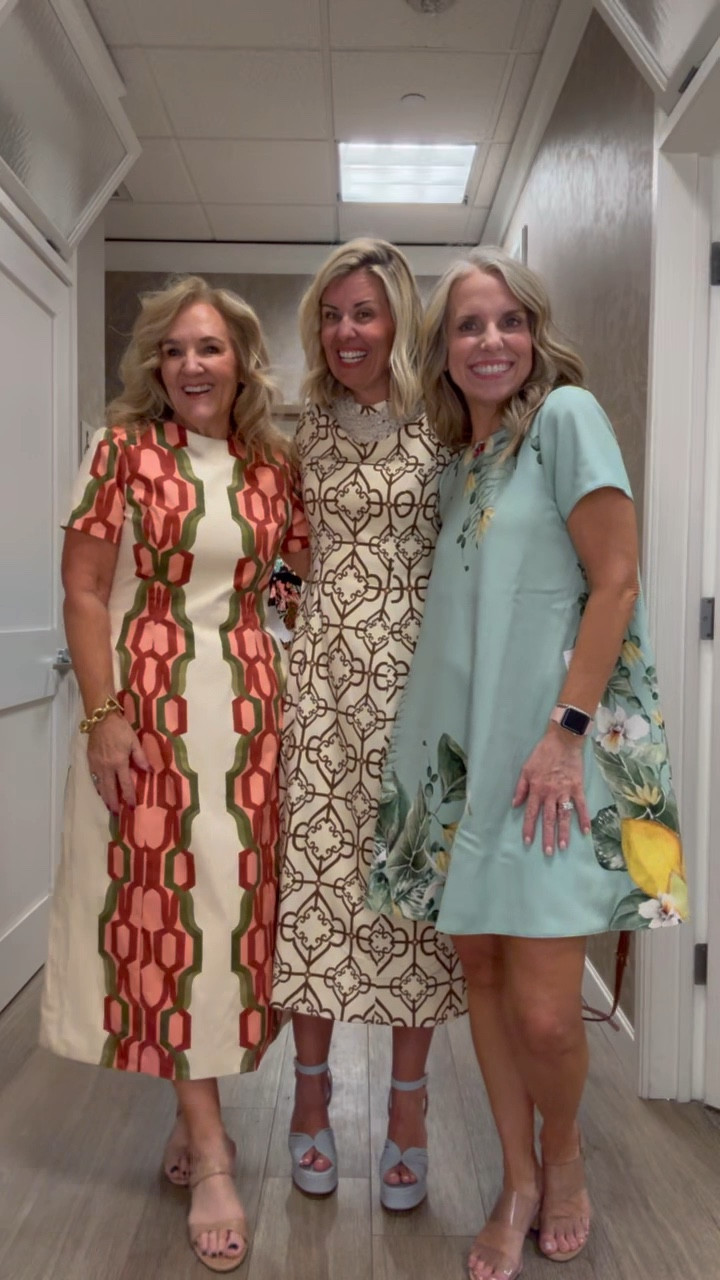 Reversible dresses….I mean let’s talk about price per wear. These are so good y’all! I’m wearing a size 2 and Lisa is in a small! 

#LTKstorytime #LTKOver40 #LTKdayinmylife