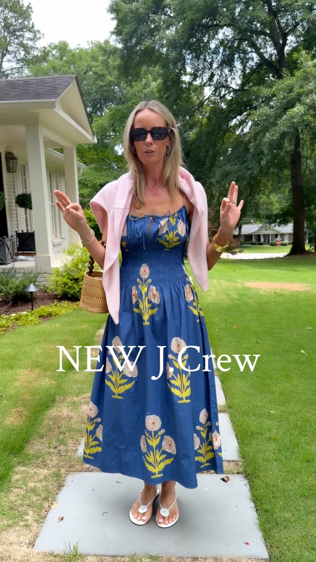 New Arrivals at J.Crew are SO cute right now! Loving all of the colors and prints. Everything is linked here!
@jcrew #injcrew #ad