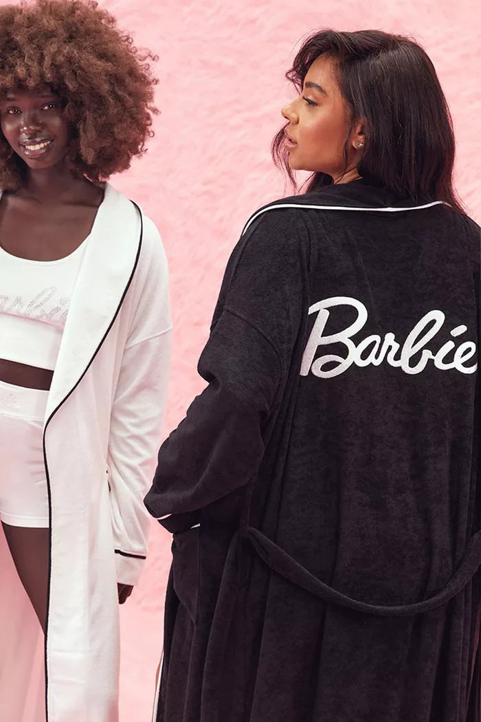 Black Barbie Contrast Trim Dressing Gown | Boohoo.com (UK & IE)