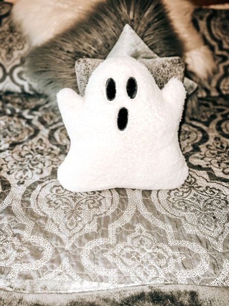 Cute ghost pillow. Halloween|fall decor. I found this little guy at target he isn’t online yet. I linked all his friends & a similar ghost pillow. 

#LTKSeasonal #LTKHalloween #LTKhome