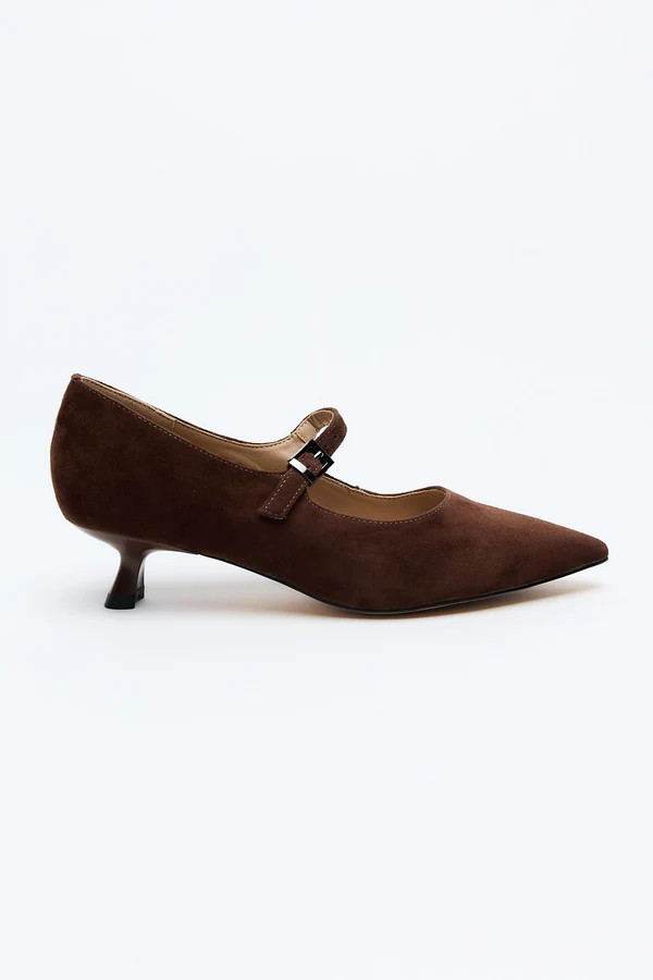 Calie Brown | Lonza Shoes