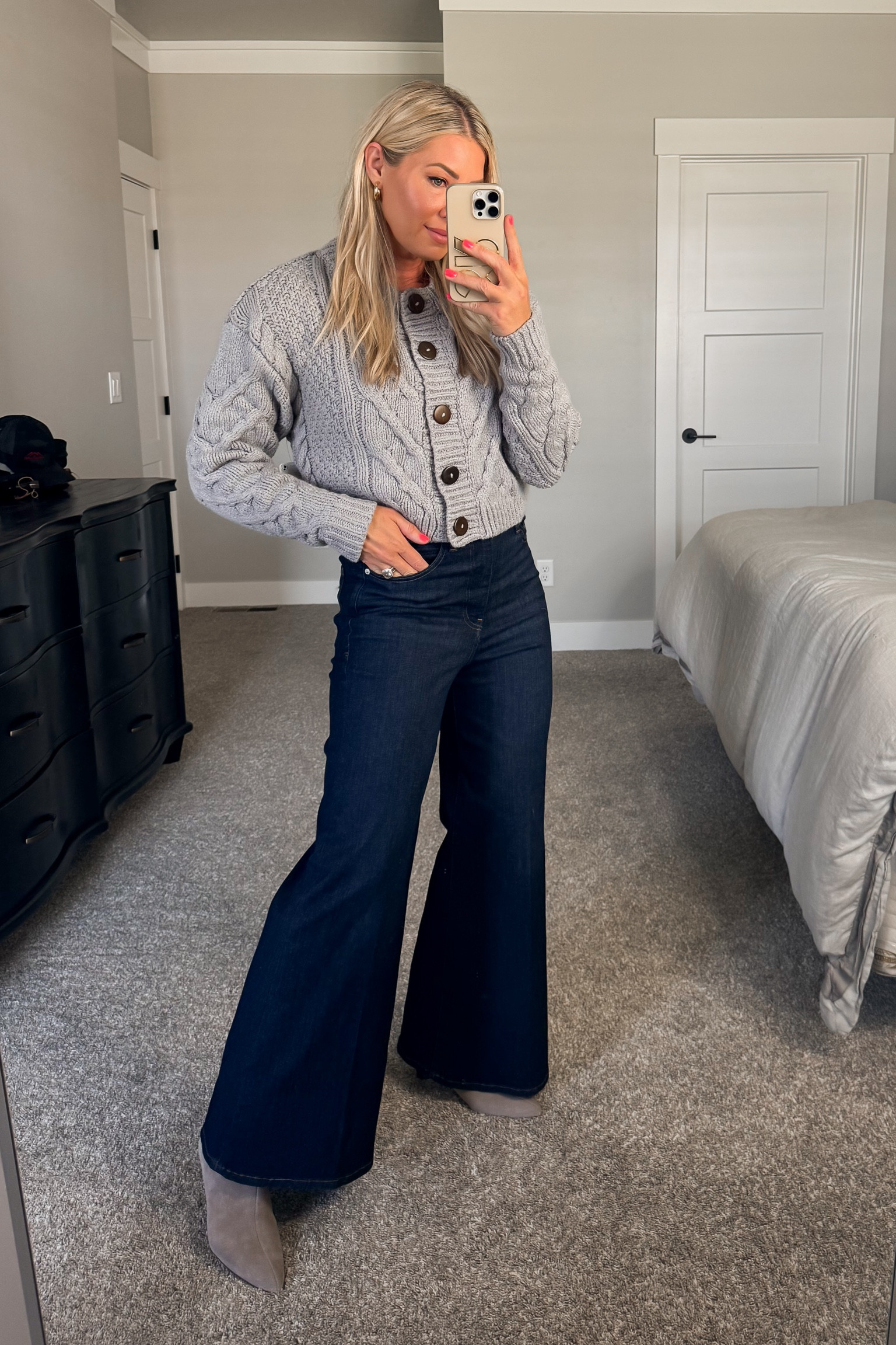 Palazzo jeans from Frame tts 
Free People cardigan tts 
Nordstrom knee high kitten heel boots tts 
NSale 
Nordstrom Anniversary sale 


#LTKShoeCrush #LTKxNSale #LTKFindsUnder100