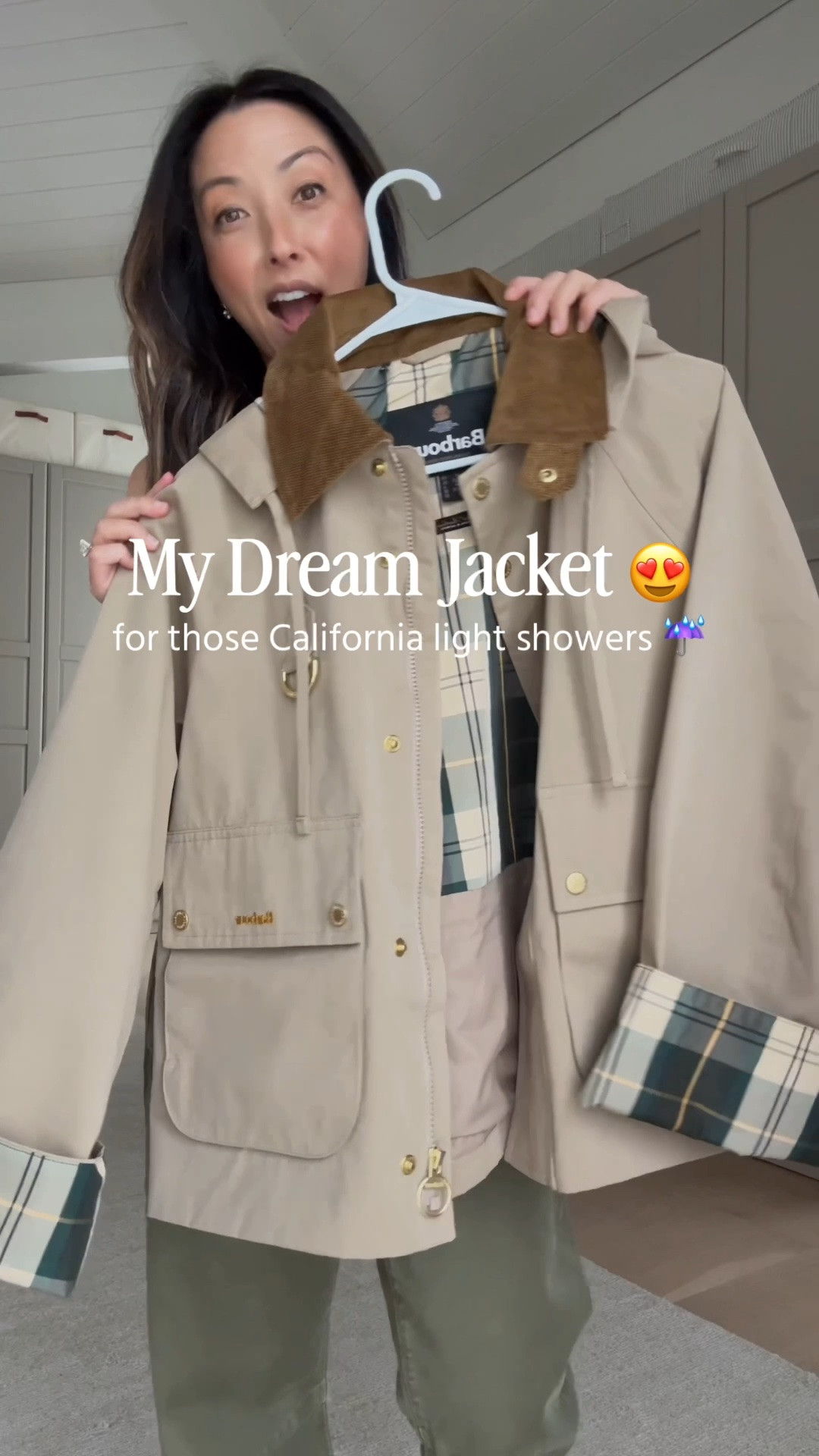 This jacket is a dream!!! All the details. The tartan!!!! I’m in the size 6. For a closer fit I could do the 4. 

Barbour jacket us6
Quince sweater small. Has a classic fit so size up
Le Jean barrels 25
Veronica Beard loafers 5.5
Liffner bucket bag
Celine sunglasses

#LTKmomlife #LTKOver40 #LTKPetite