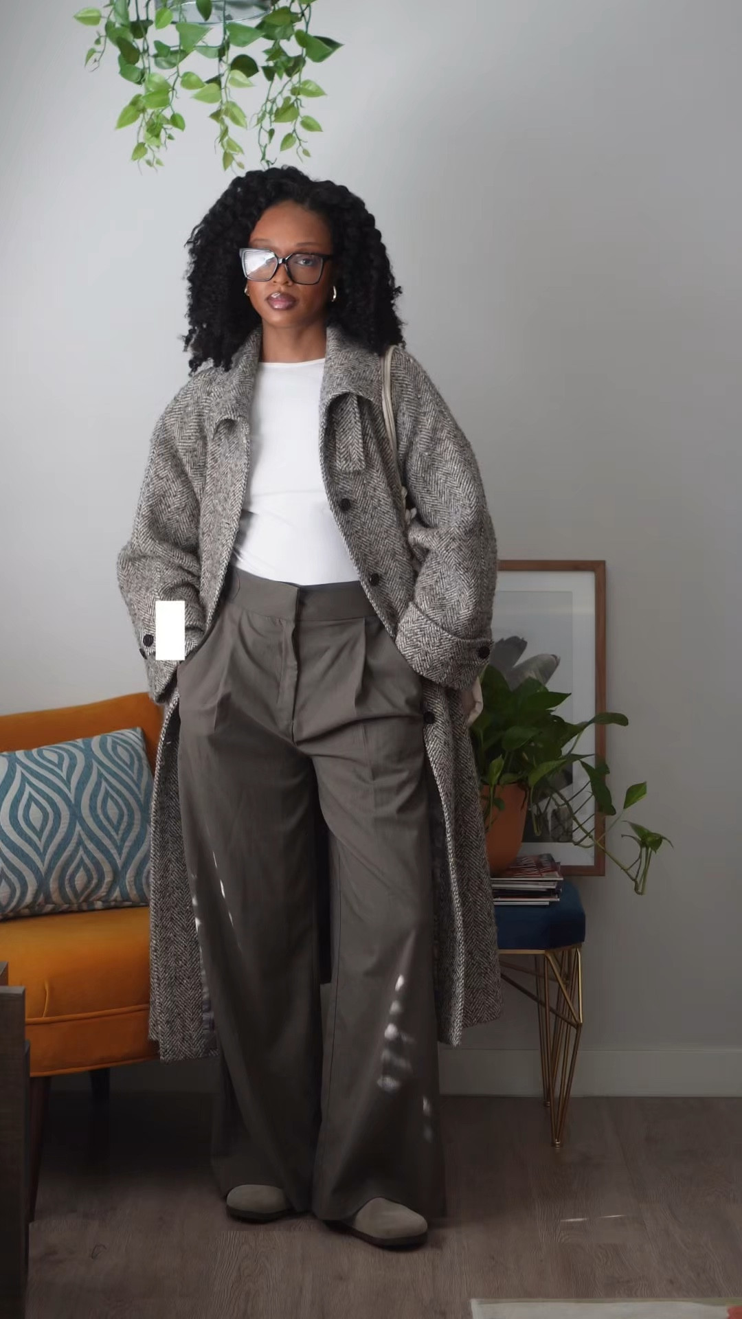 Loving the new picks from @fabrique.official! The quality is next level, and they all feel so comfortable. Plus, they’re perfect for any occasion. Super versatile!

Use my code jxssy12 to get 12% off everything.

Here’s what I’m wearing:
Margot Long Coat in Wool-Alpaca Blend (Size M)
Rond Maxi Lapel Long Coat (Size M)
Irina Vintage Biker Jacket in Vegan Leather (Size S)
Sam Wide Barrel Leg Jeans in Cotton Denim (Size M)
Liberty Color-Block Patch Jeans in Cotton Denim (Size M/T)
Coco Reversible Knit Vest in Chunky Wool (Size S)

A must for my wardrobe. 👌
