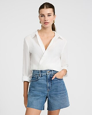Express Women's High Waisted Medium Wash A-Line Mom Jean Shorts in Blue 0 | Express