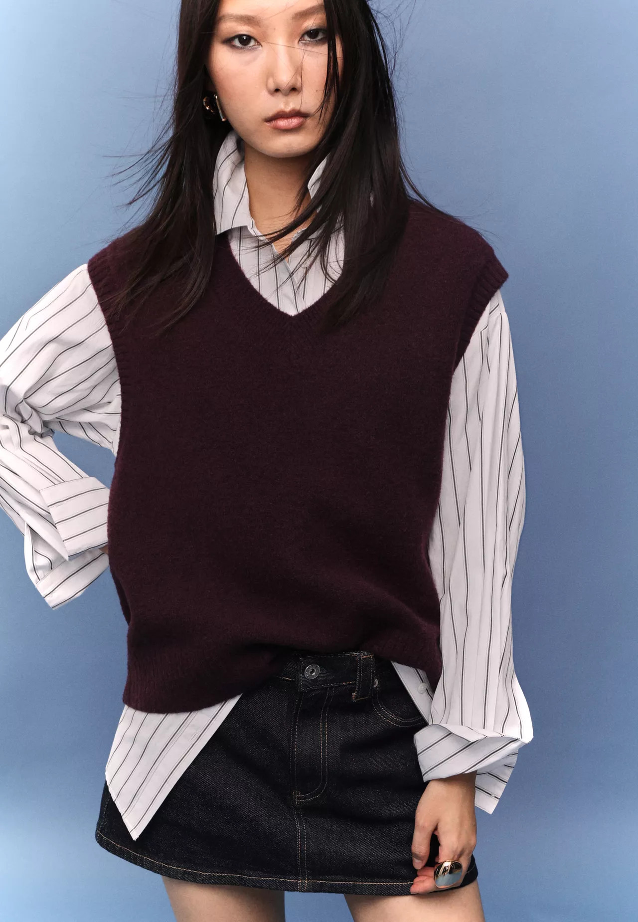 Zachte tricot spencer met V-hals - Mode voor dames | Stradivarius Netherlands | Stradivarius (NL)