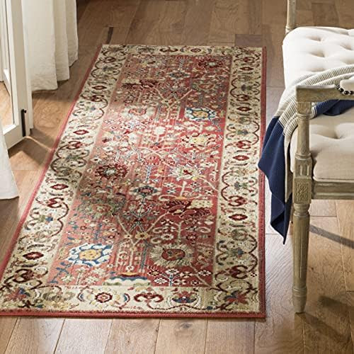 SAFAVIEH Kashan Collection Runner Rug - 2'6" x 8', Red & Beige, Traditional Oriental Design, Non-... | Amazon (US)