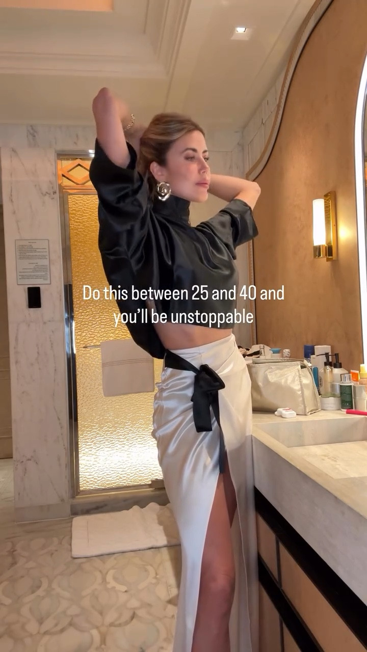 Here we go 👇

✨Stop comparing yourself – Focus on your lane, not on what others are doing.
✨Don’t play the victim too long – Bounce back, rewrite the story.
✨Move your body daily – Fitness is the ultimate confidence hack
✨Protect your sleep – Rest is your hidden superpower.
✨Eat like you love yourself – Fuel, don’t punish your body.
✨Invest early & often – Compound interest is your silent partner
✨Choose your circle wisely – Energy is contagious, pick the right tribe.
✨Travel and explore – Growth happens outside your bubble
✨Practice gratitude daily – Keeps you grounded and unstoppable

I absolutely love this set from Nonchalant Label

#LTKSeasonal #LTKStyleTip #LTKParties