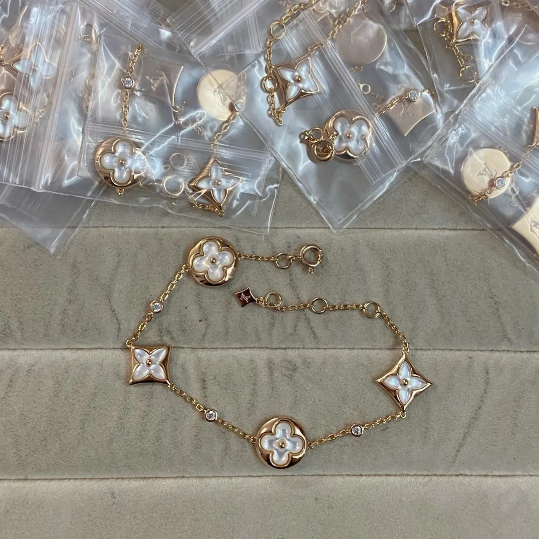 AAAAA Dupe Designer Costume Accessories Necklaces Bracelet Bangle Fashion Classic Luxury Bangles ... | DHGate