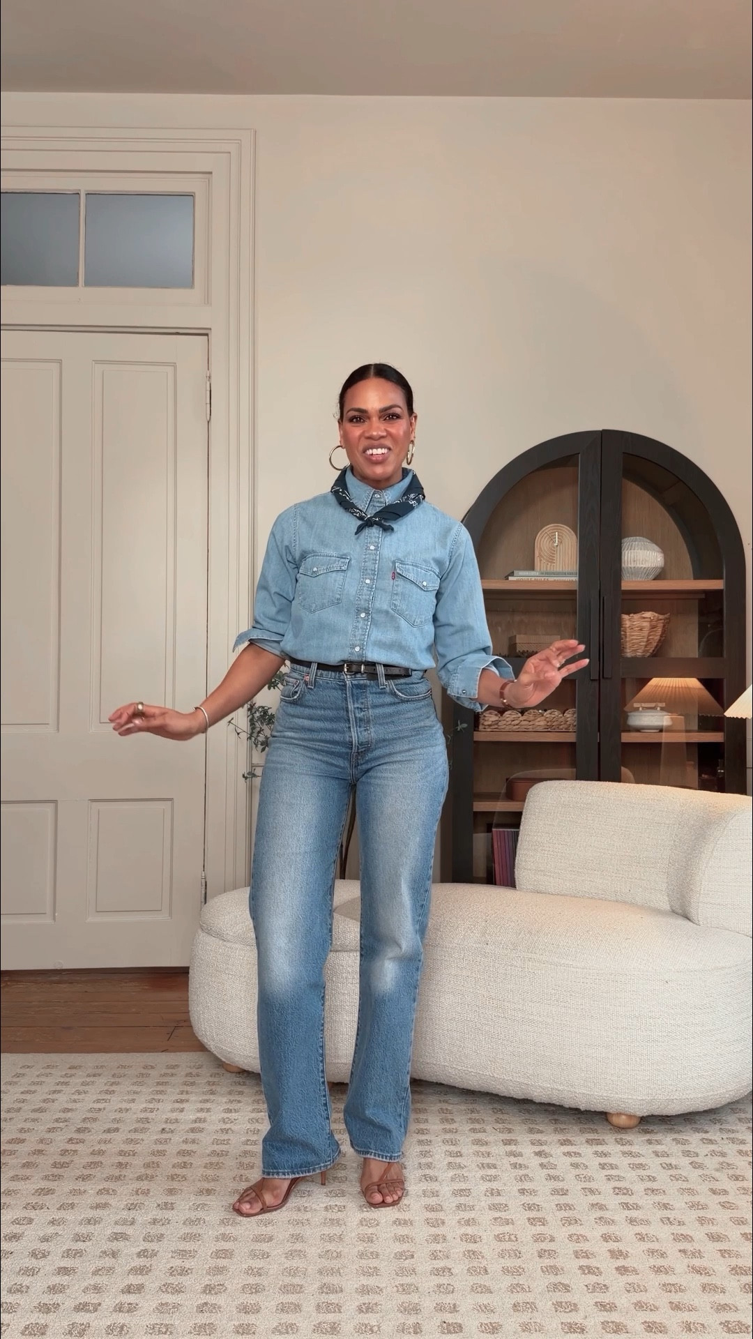 Even though the Super Bowl is over I’m still loving this denim on denim look for the winter! 

I’ve shared these before, they’re the ribcage, high-waisted, and no gap in the waist!






#LTKgrwm #LTKootd #LTKTall