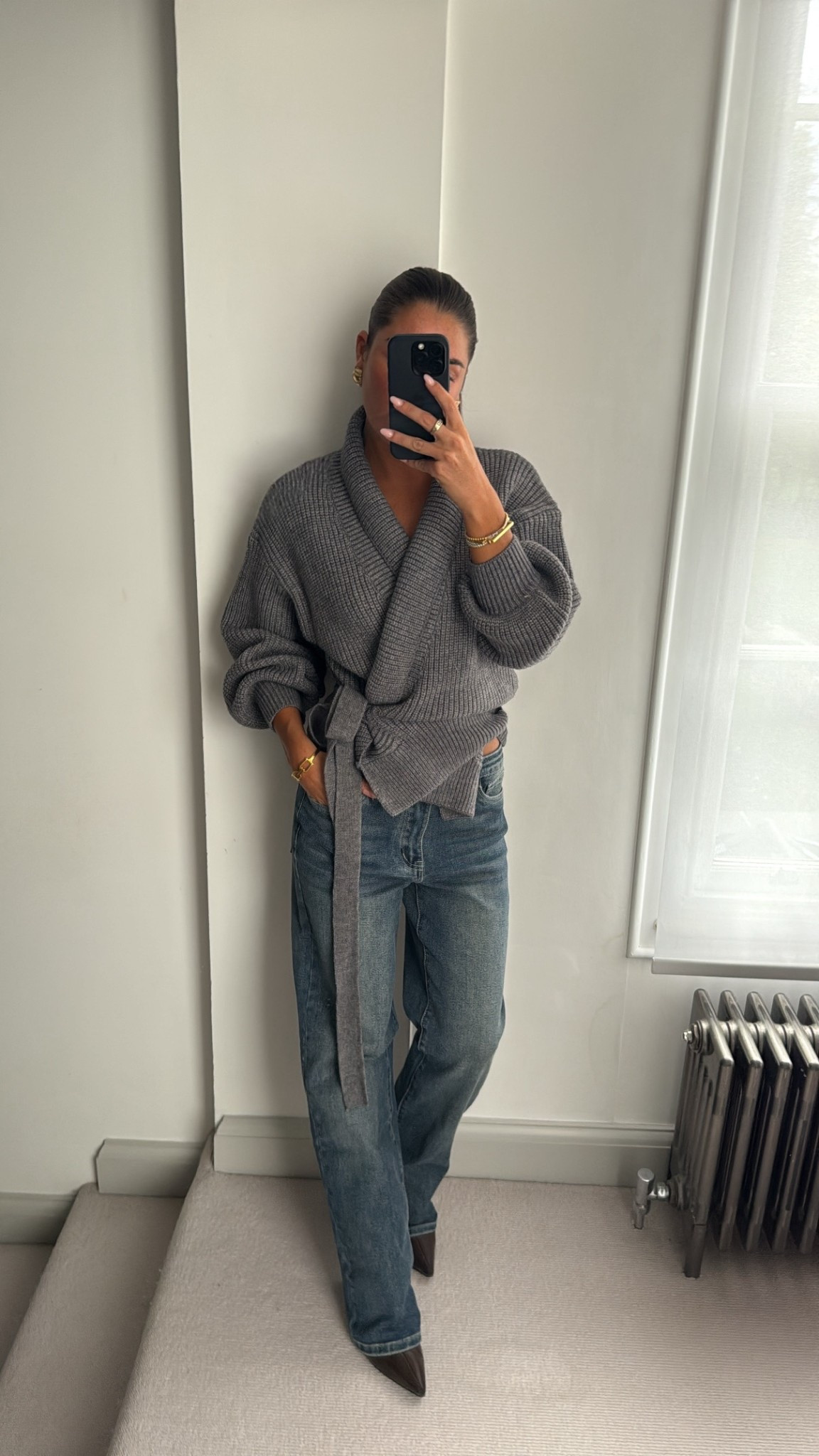 Vintage mid wash straight leg jeans, jeans and a nice top, autumn outfit, casual outfit 

#LTKwinter #LTKautumn #LTKuk