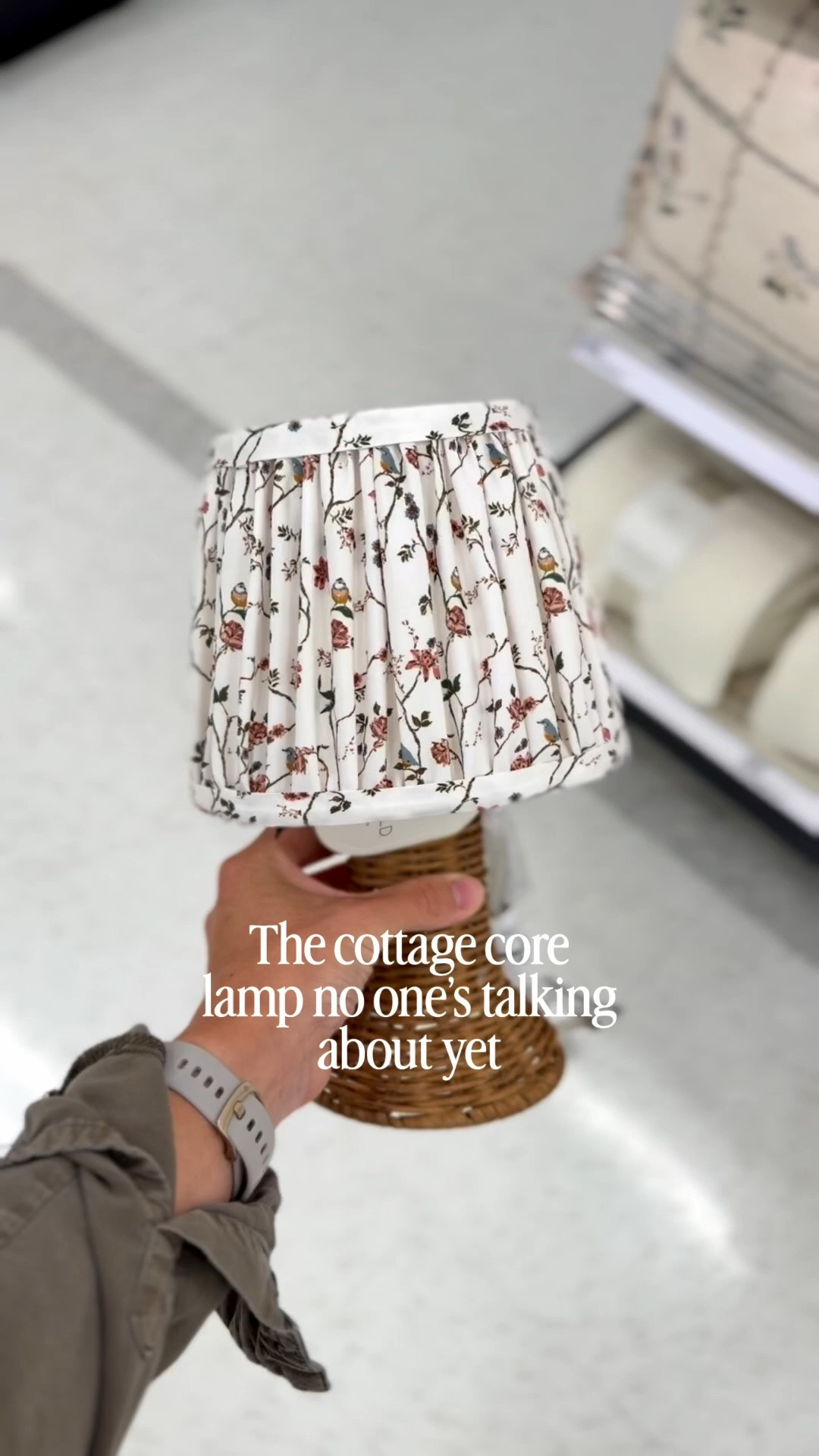 😍 New mini cottage style lamp that is too cute to pass up! I love the woven base + floral lamp shade combo. The price is too good too!

#targetfindsunder25 #targethome #cottagecore

#LTKHome