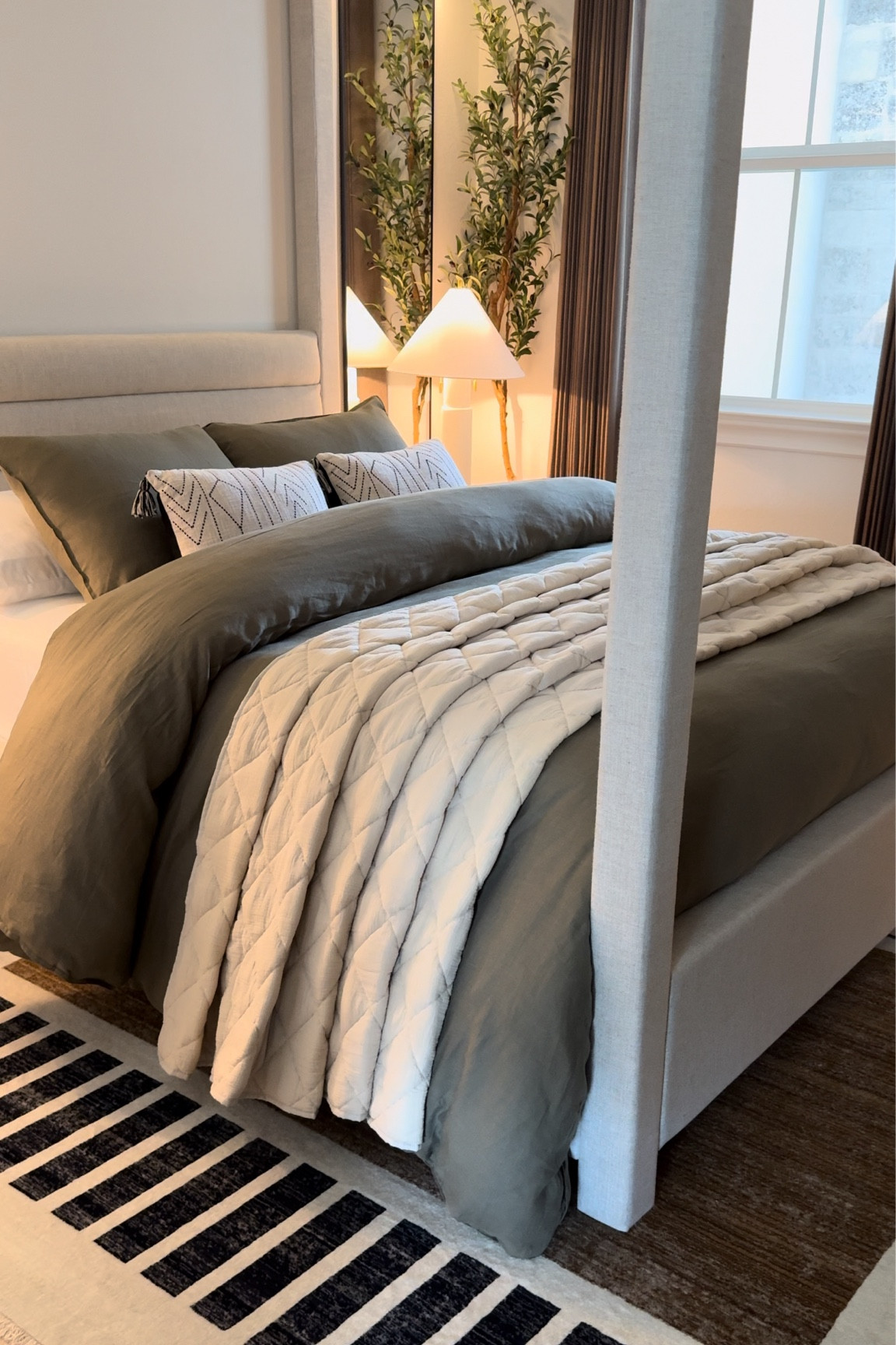 #walmartpartner 

"Score! @Walmart comes through again! 🎉 I'm obsessed with these gorgeous finds! Perfect for elevating any room's style. And check out this stunning quilt - available in multiple color options! I snatched up the green and taupe one, and I'm in love! Want to shop these decor faves? Shop below! 

#WalmartFinds #IYWYK @shop.ltk

#LTKVideo #LTKStyleTip #LTKHome