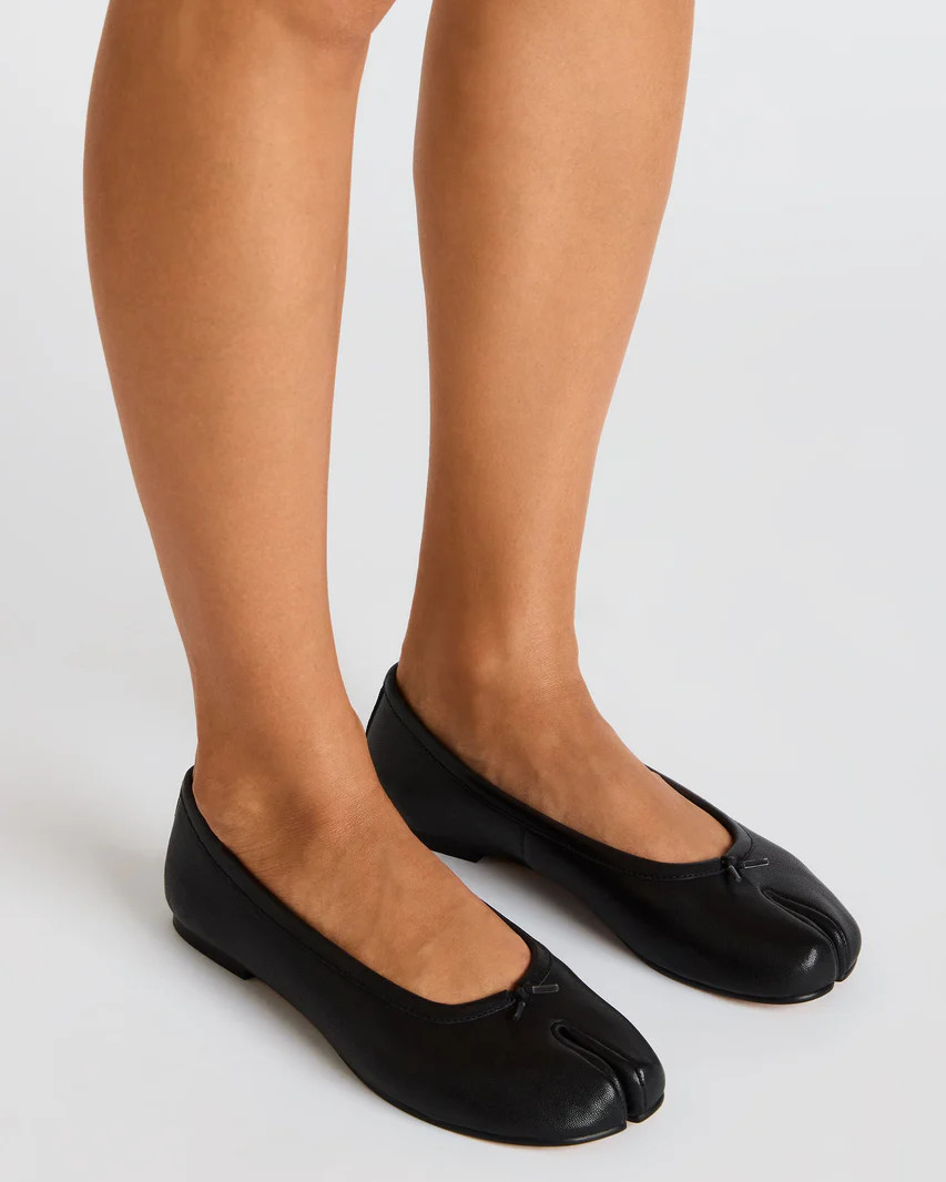 CALICO Black Leather Split Toe Tabi Women's Ballet Flat | Steve Madden (US)