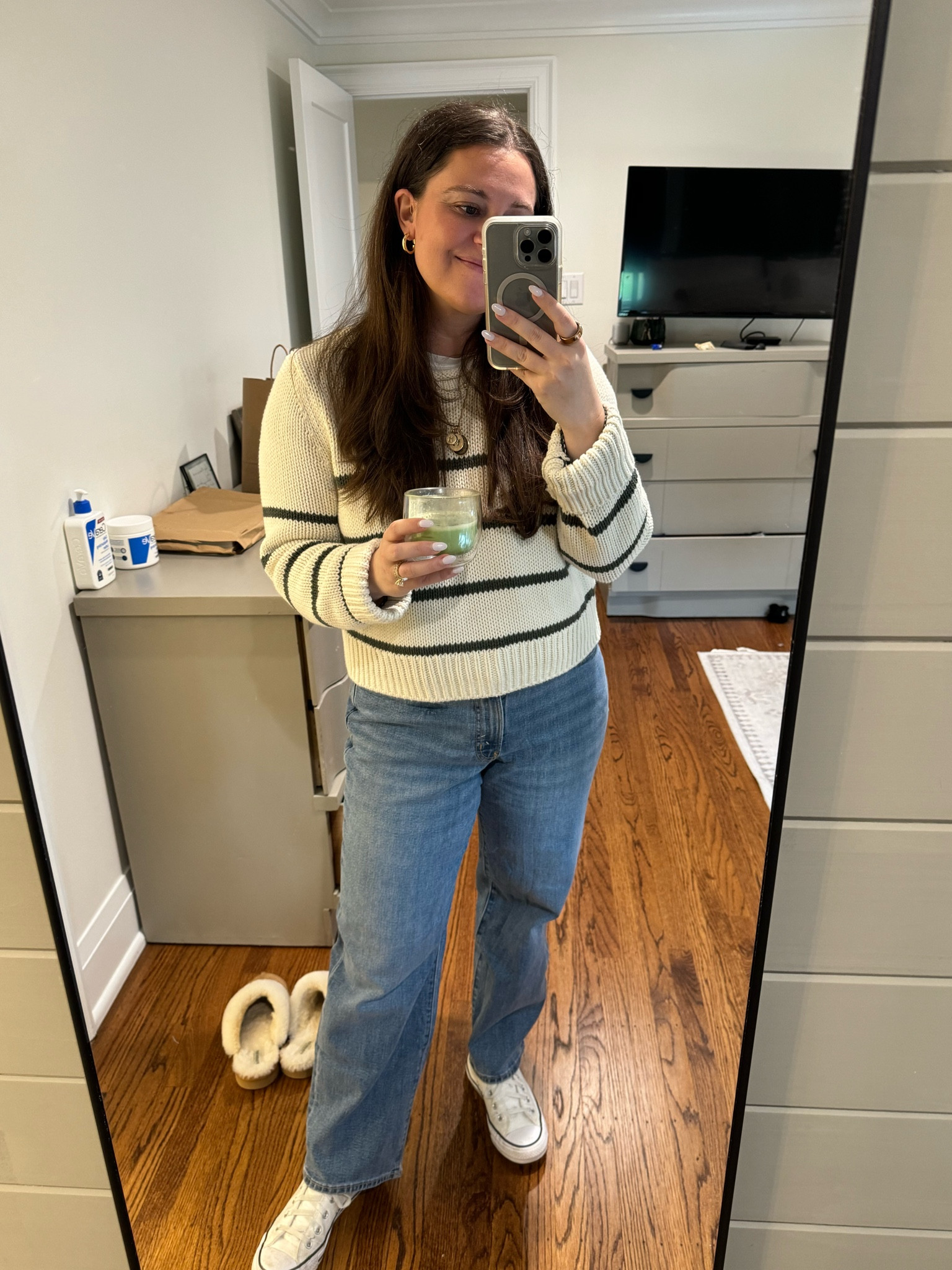 Testing out some wide leg jeans from Old Navy. So soft and comfy! I’m wearing 12P and I’m 5’3” they have some stretch so I probably could size down. Sweater is TTS