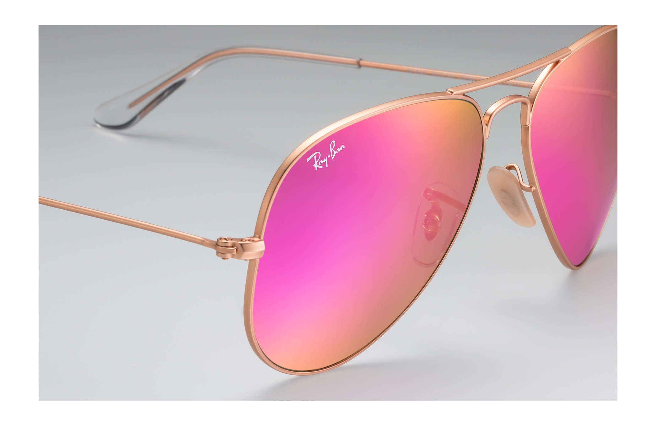 Check out the Aviator Flash Lenses at ray-ban.com | Ray-Ban (US)