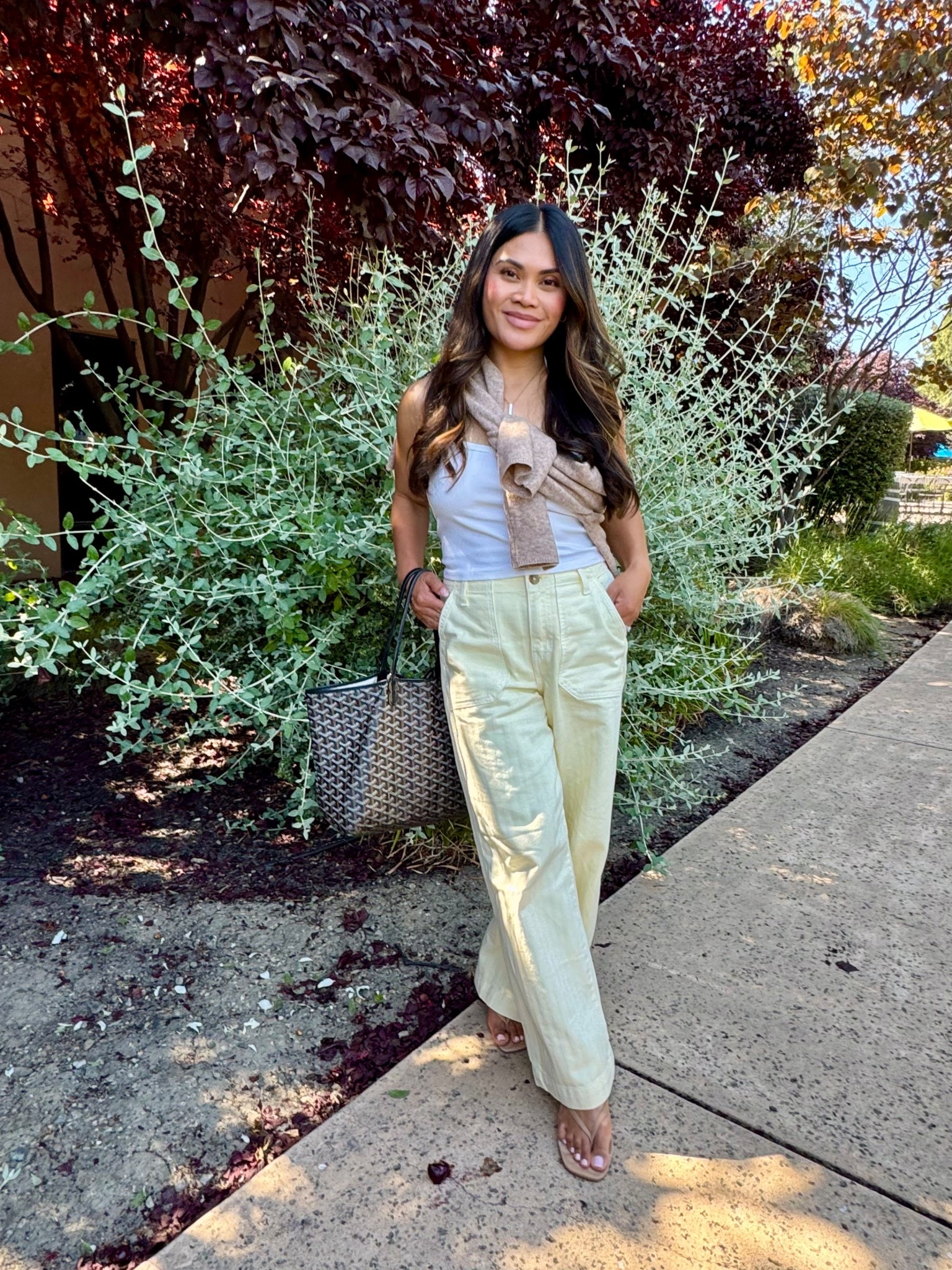 The perfect butter yellow jeans 💛 currently on major sale! Wearing size 4 petite 

#LTKPetite #LTKSaleAlert #LTKSummerEdit