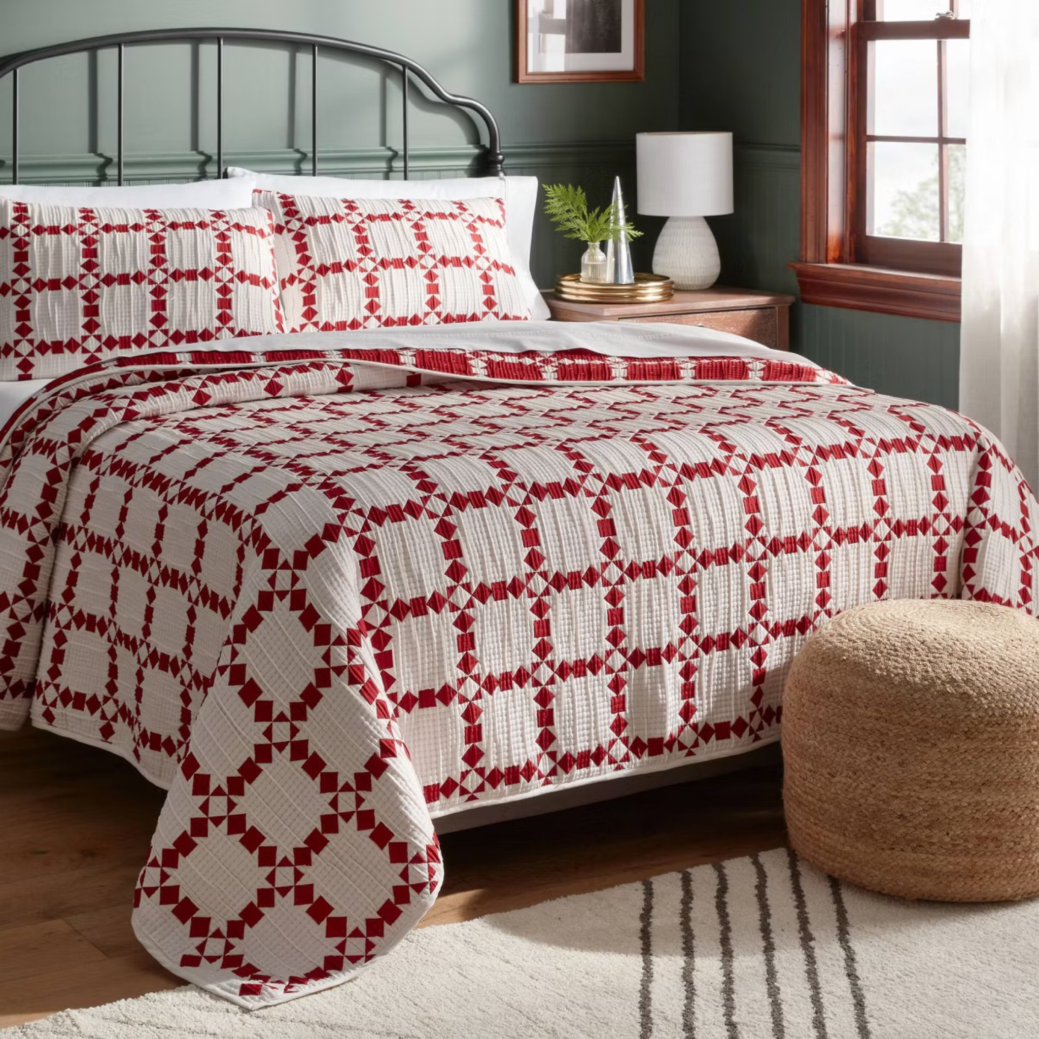 Holiday quilts 🎄

#LTKFindsUnder100 #LTKHome #LTKSeasonal
