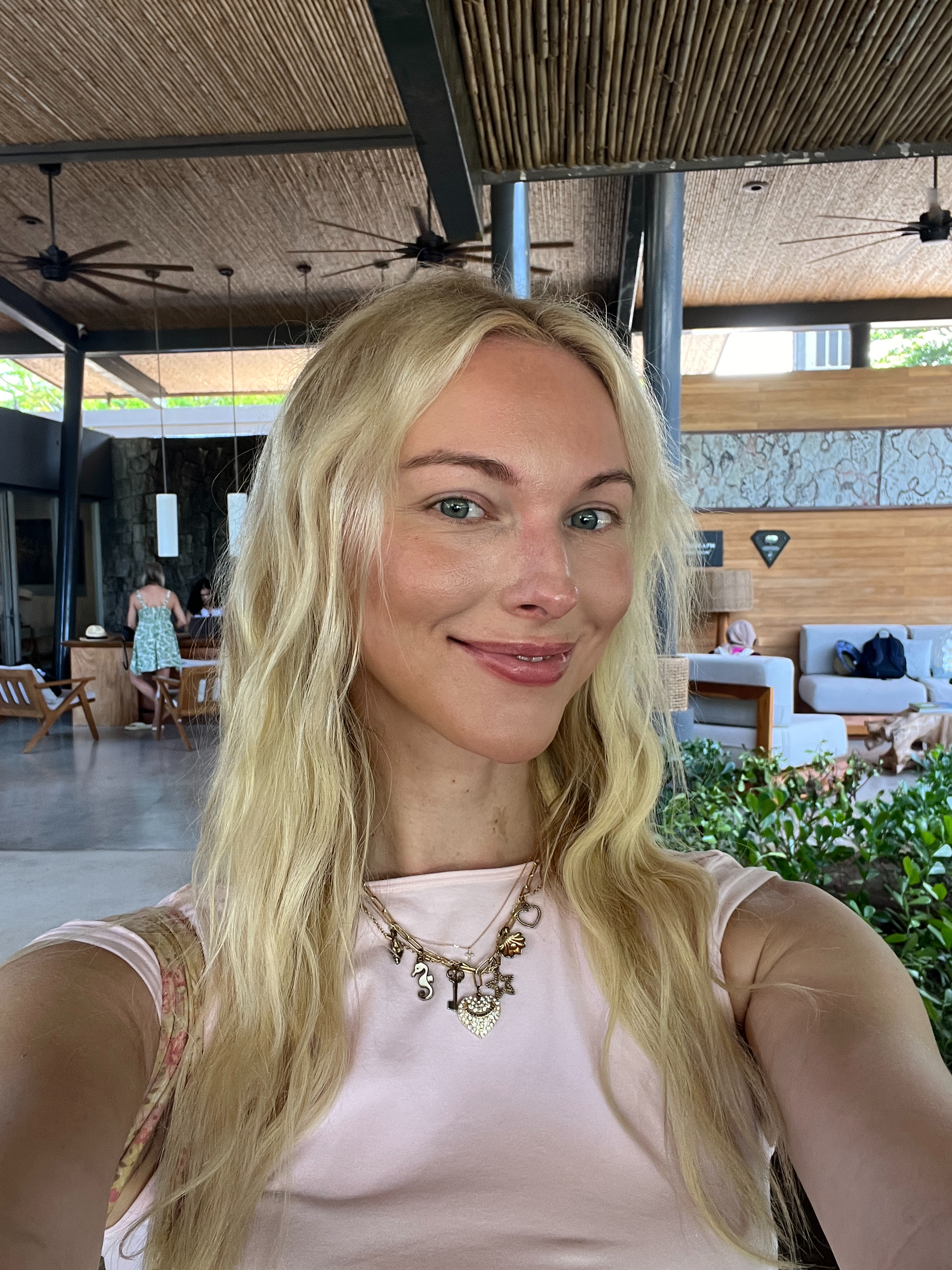 Glowy Beach day look!! The sun was so strong in Costa Rica so I loaded up on SPF protection :)  

 #LTKSeasonal #LTKBeauty #LTKTravel