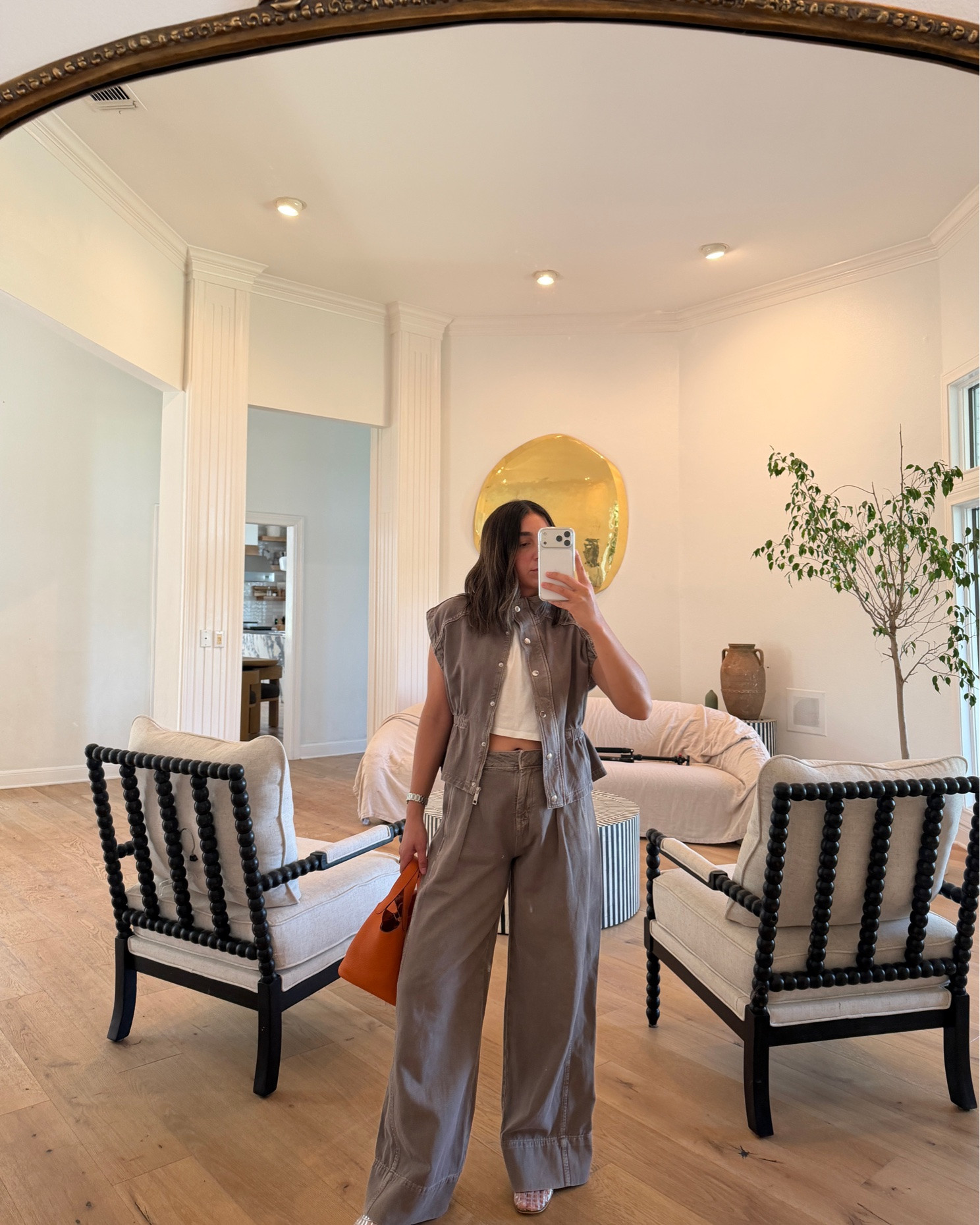 One of my favorite sets from Zara his season! It’s like a light denim, super easy to dress up or down, and perfect length for my 5’4” wearing small in both with my jelly flats

#LTKootd