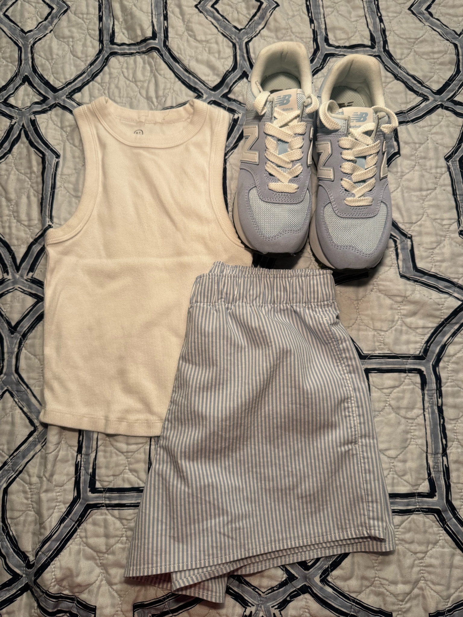 Frio fit 🏞️🤠

#LTKShoeCrush #LTKStyleTip #LTKFindsUnder100