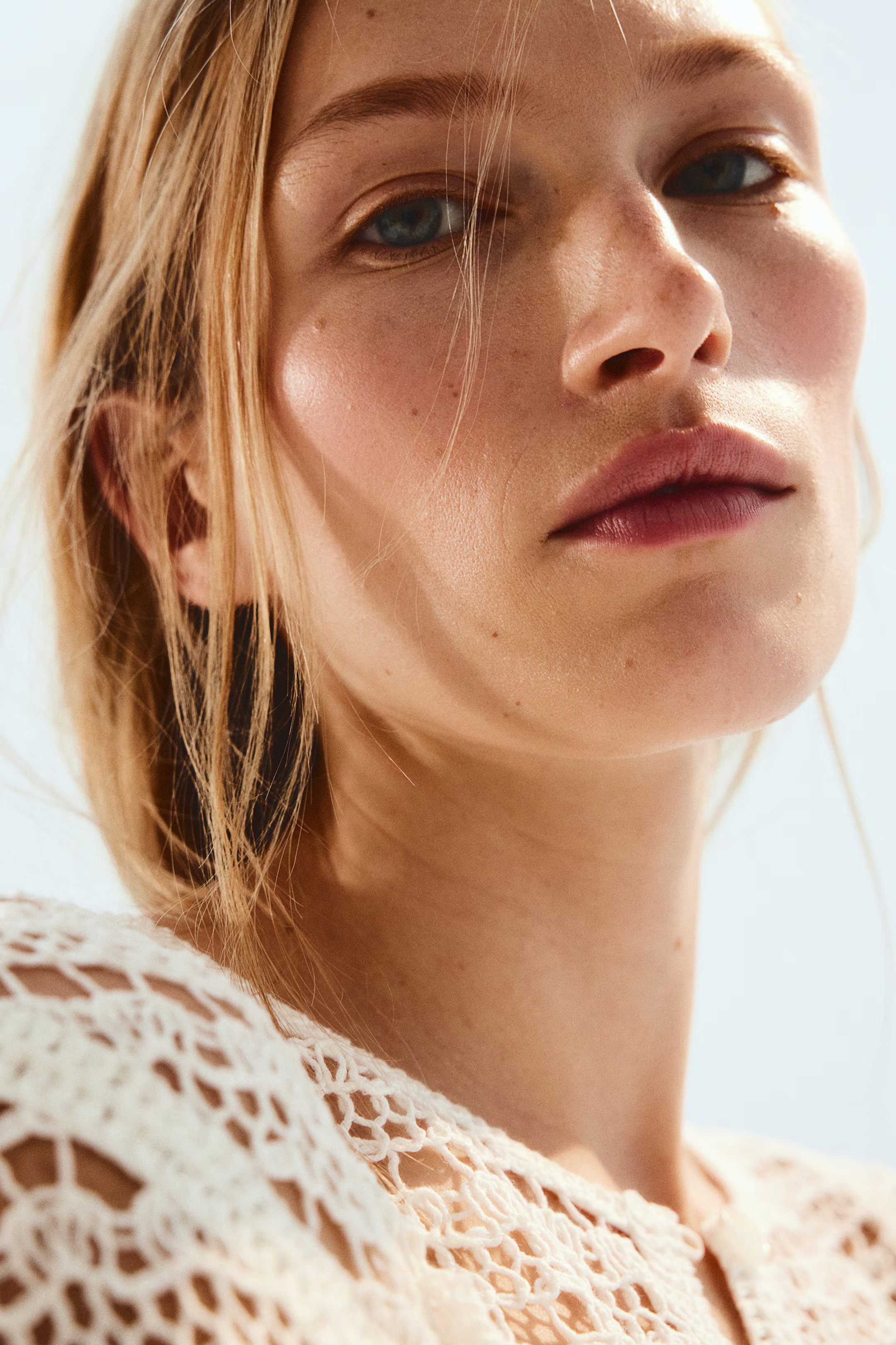 Crochet-look cardigan | H&M (UK, MY, IN, SG, PH, TW, HK)