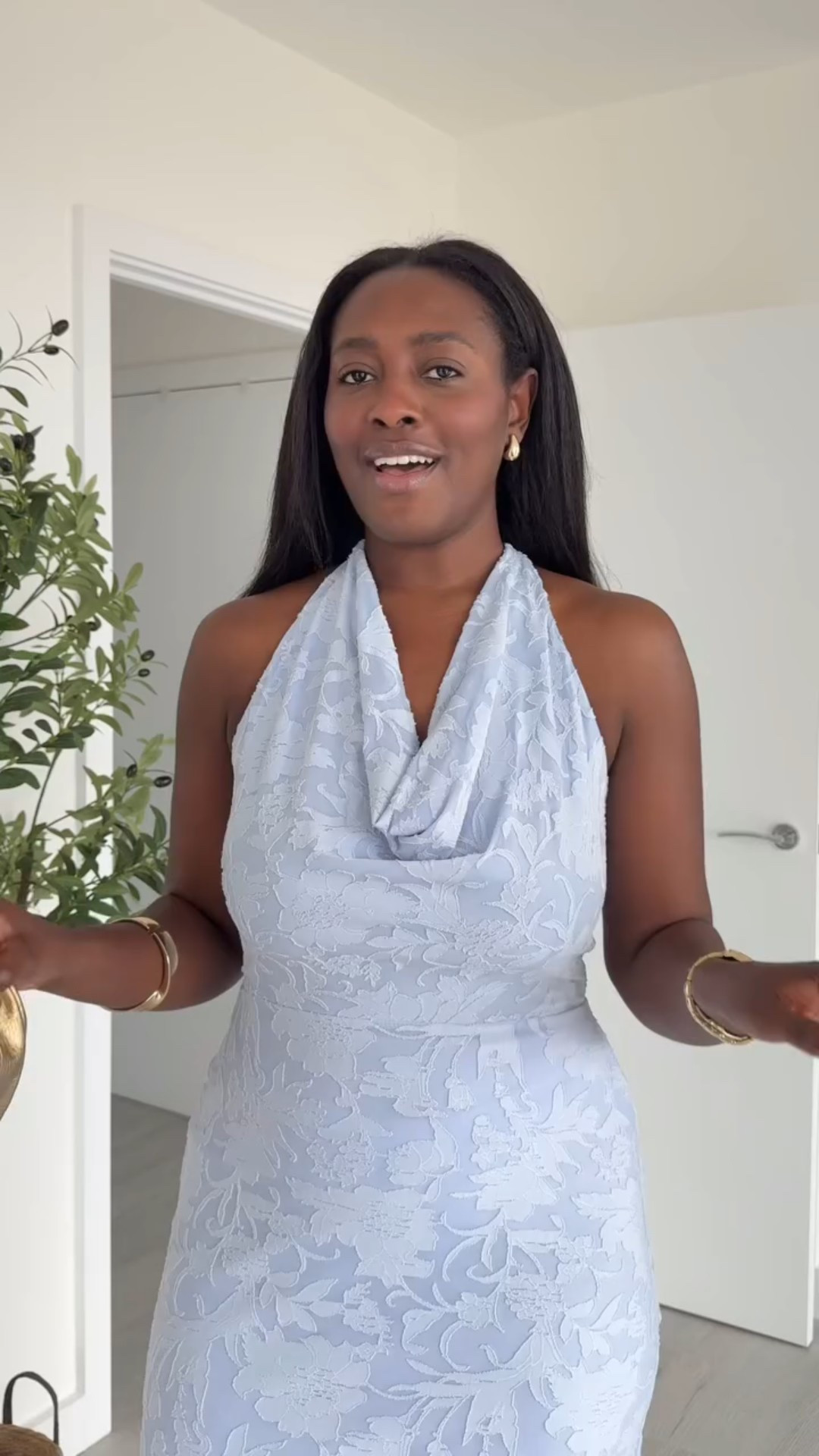 We’re all seeing blue, right? Dress from @newlook 🔗 on bio x #weddingguestdress #weddingseason #occassionwear #springdress #summerdresses #newlooker #ad