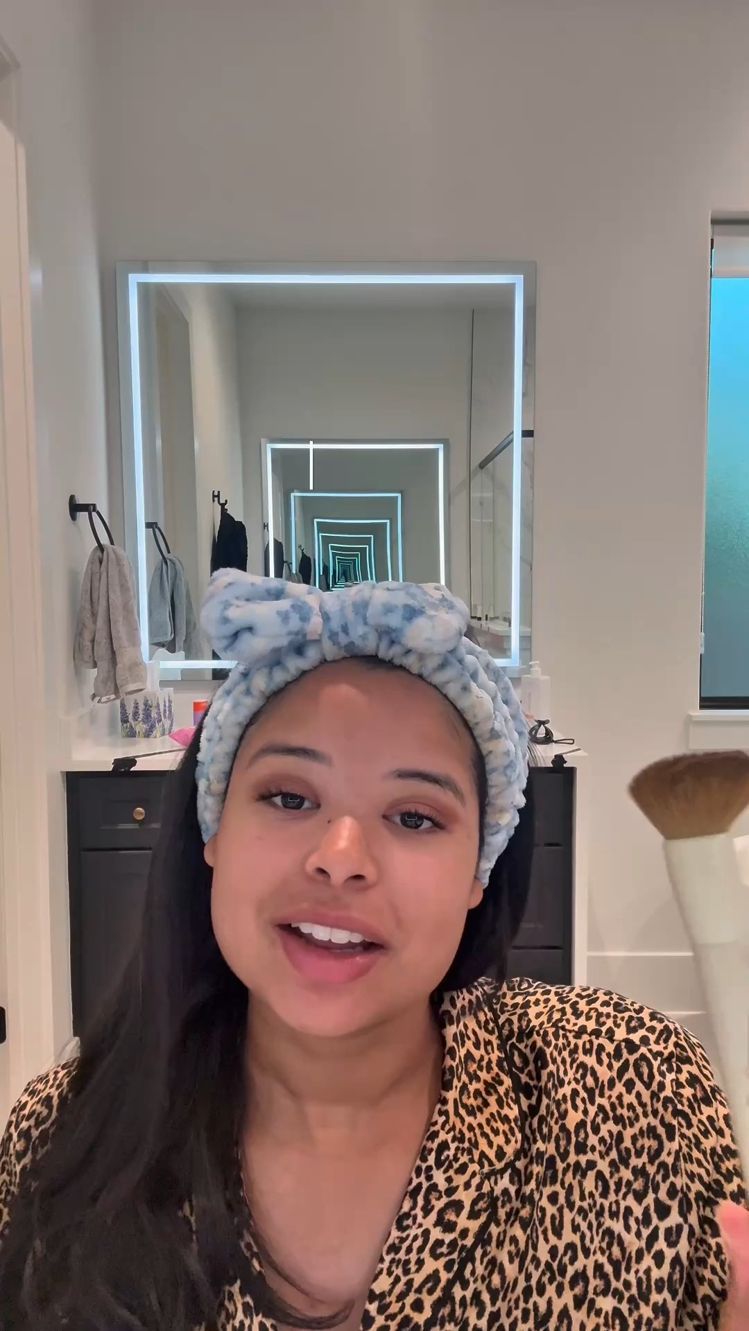 GRWM 25 weeks 🤰🏽linked the BEST foundation and brushes 🤍 #GRWM #secondtrimester #sahm #makeup #pregnant 

#LTKdayinmylife #LTKBeauty #LTKBump